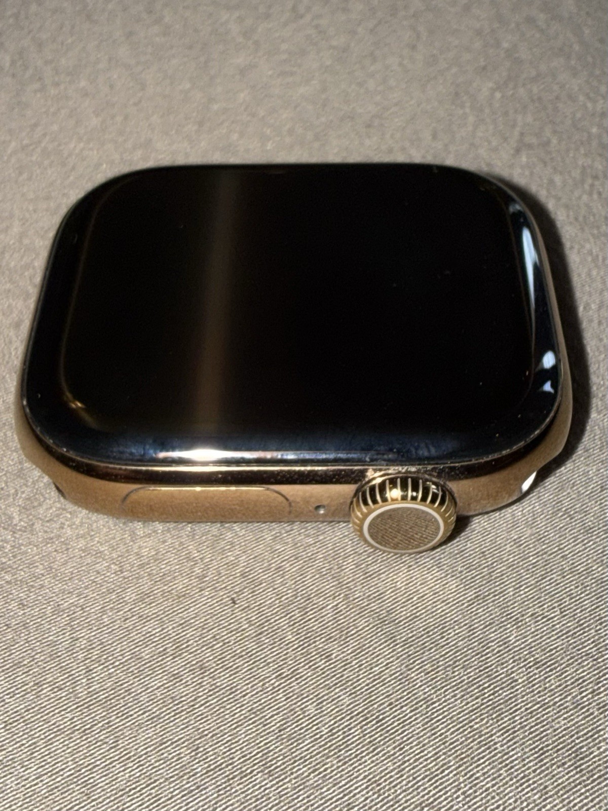 Apple Watch Series 10 42mm Gold Titanium GPS + Cellular Excellent