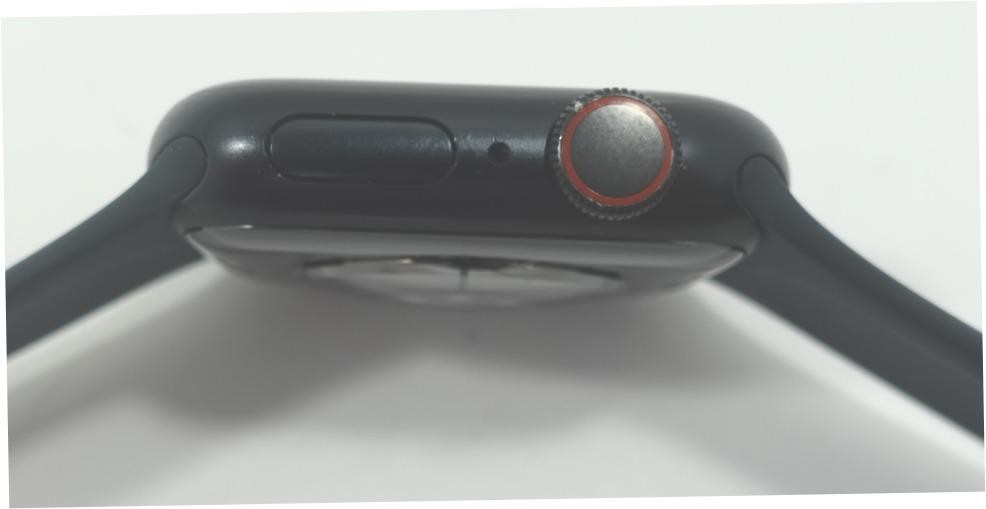 APPLE Watch Series 8 GPS LTE – 41MM Aluminum Case A2772 – Black