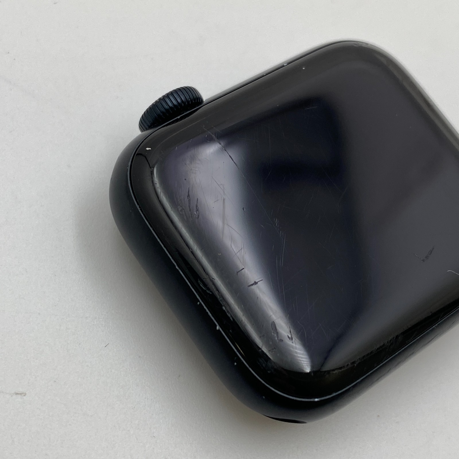 Apple Watch SE 2nd Gen. 40mm Aluminum Midnight GPS A2722 – Fair Condition