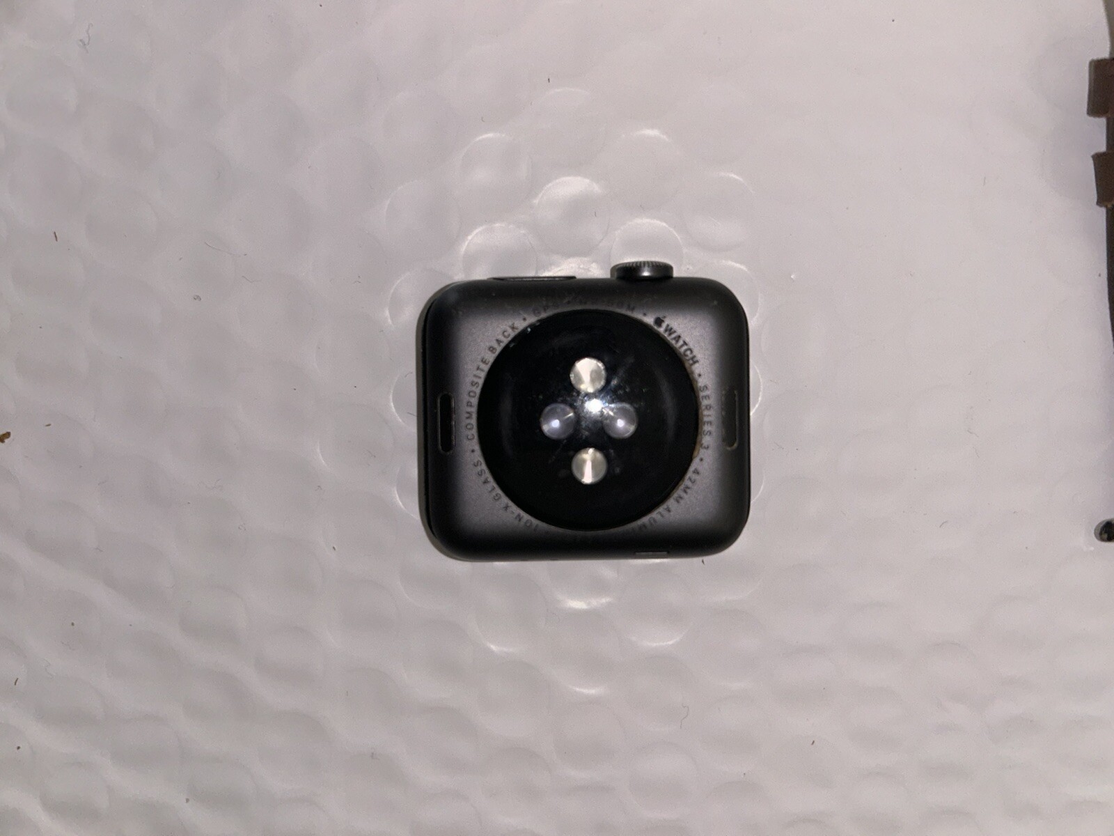 Apple Watch Series 3 42mm Screen Cracked Still Comes On-Brown Band Included