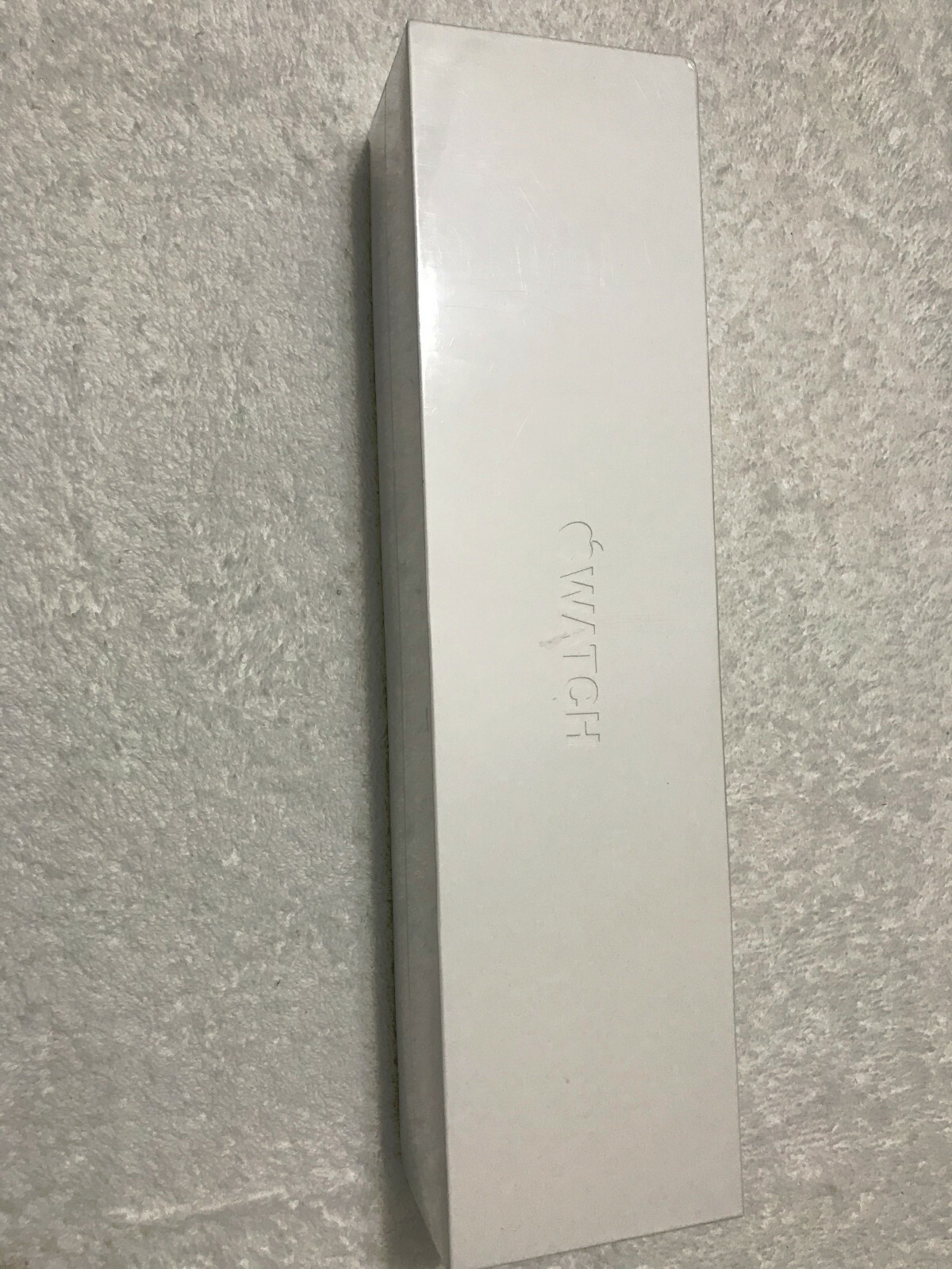 Apple Watch Serie 5 GPS 44 mm MWVE2LL/A Aluminum Gold Case w Pink Sand Sport Ban