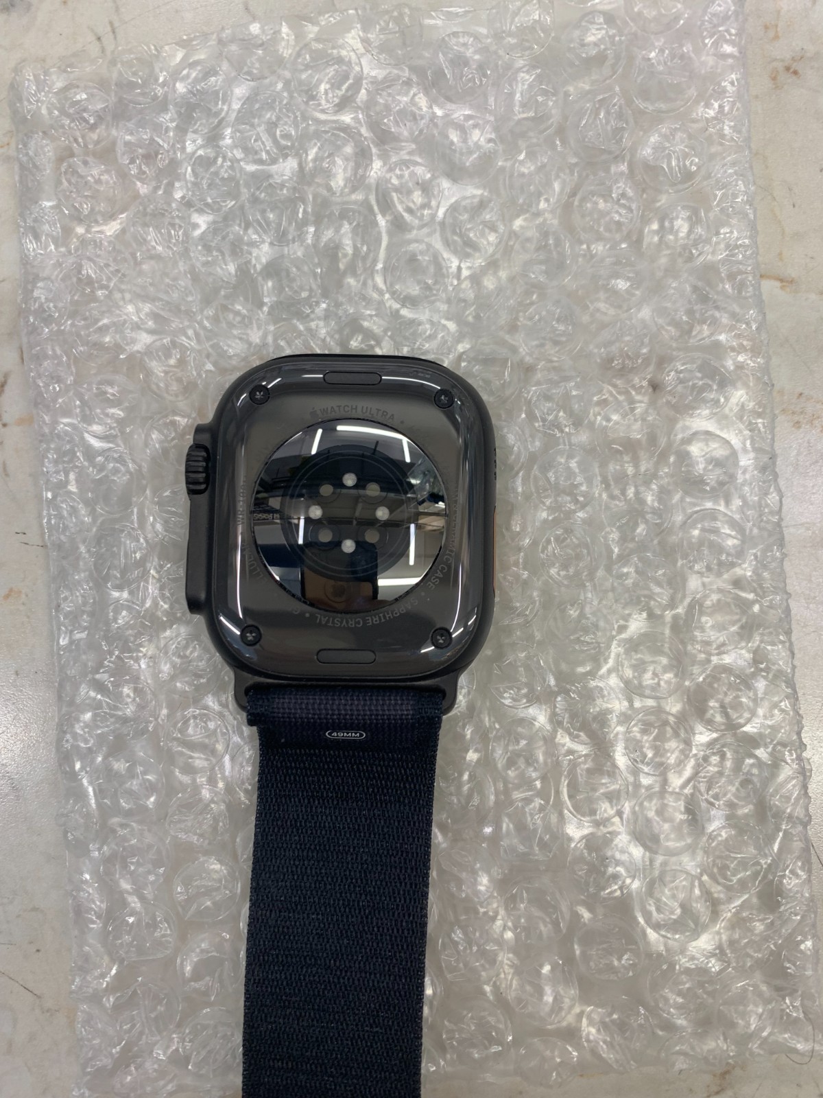 Apple Watch Ultra 3 A3281 49mm GPS + Cellular Black Titanium W Black Loop Band