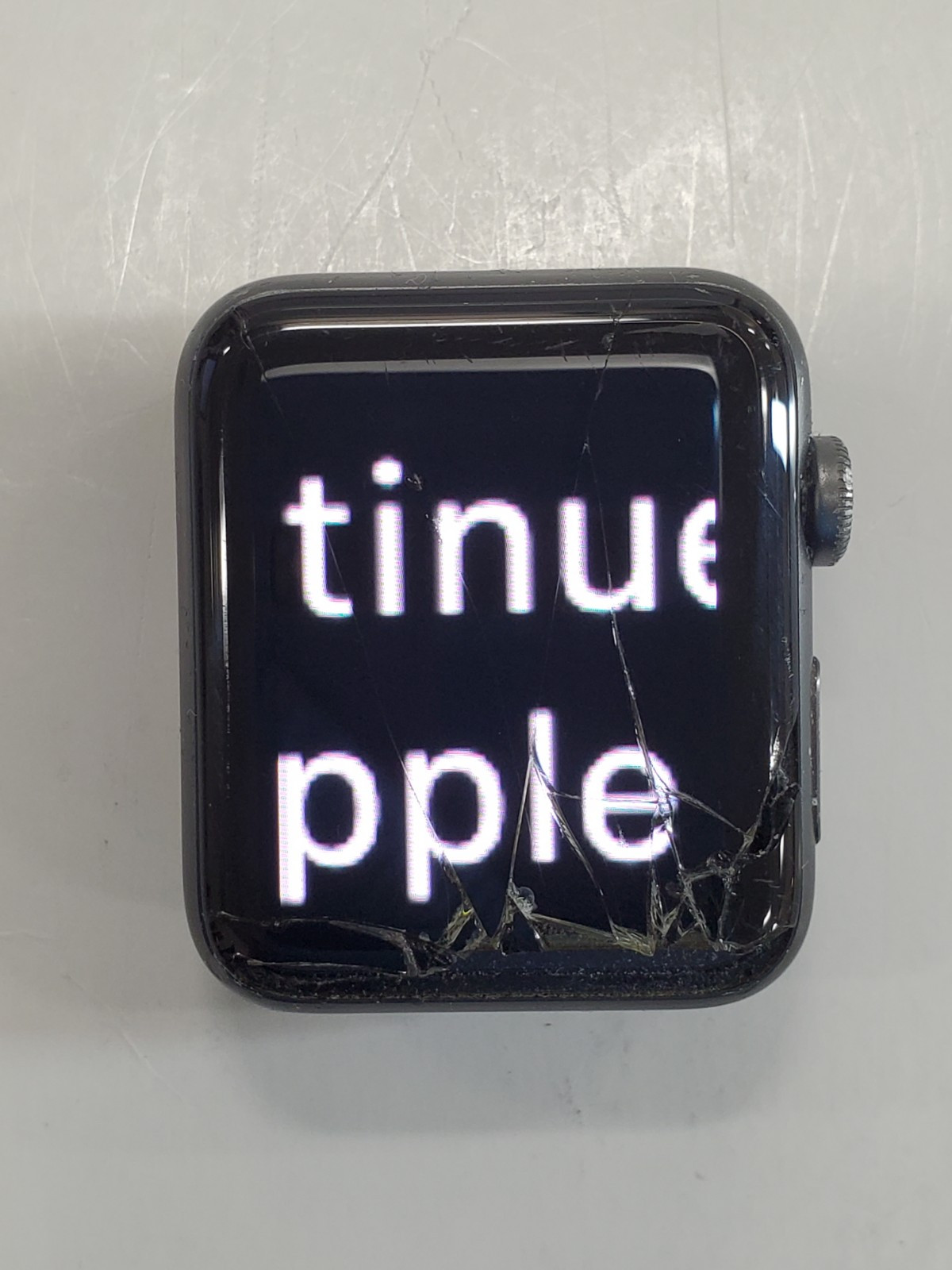 Apple Watch Series 3 42mm A1861 GPS + Cellular Space Gray – For Parts – – 392M