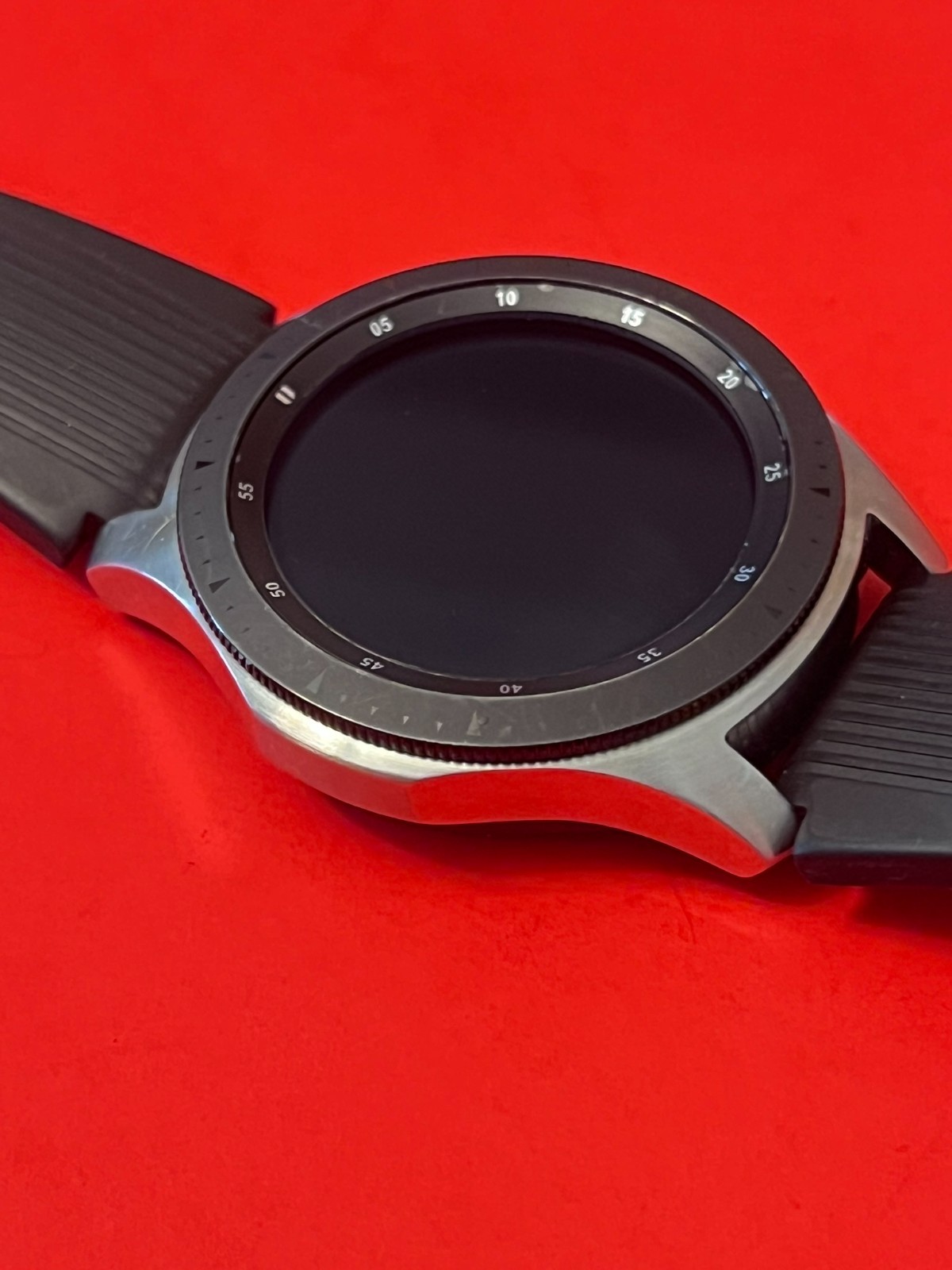 Samsung Galaxy Watch 46MM Silver SM-R800 Smartwatch Bluetooth-Great Condition