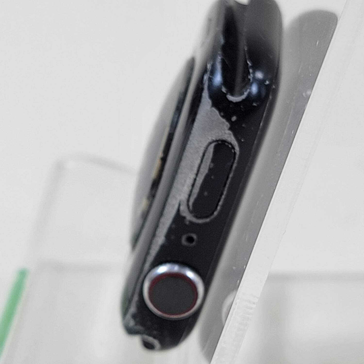 Broken Unlocked Apple Watch Series 7 45MM Aluminum MKJL3LL/A READ Face Only
