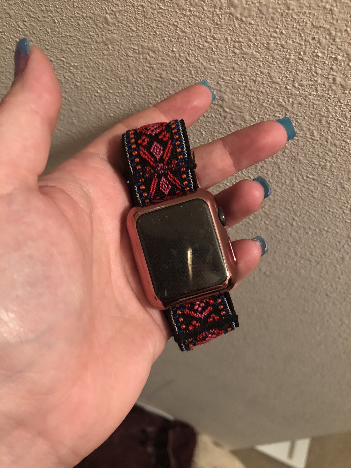Apple Watch Series 3 38 mm Gray Case Black Aluminium Smartwatch – MTF02LLA
