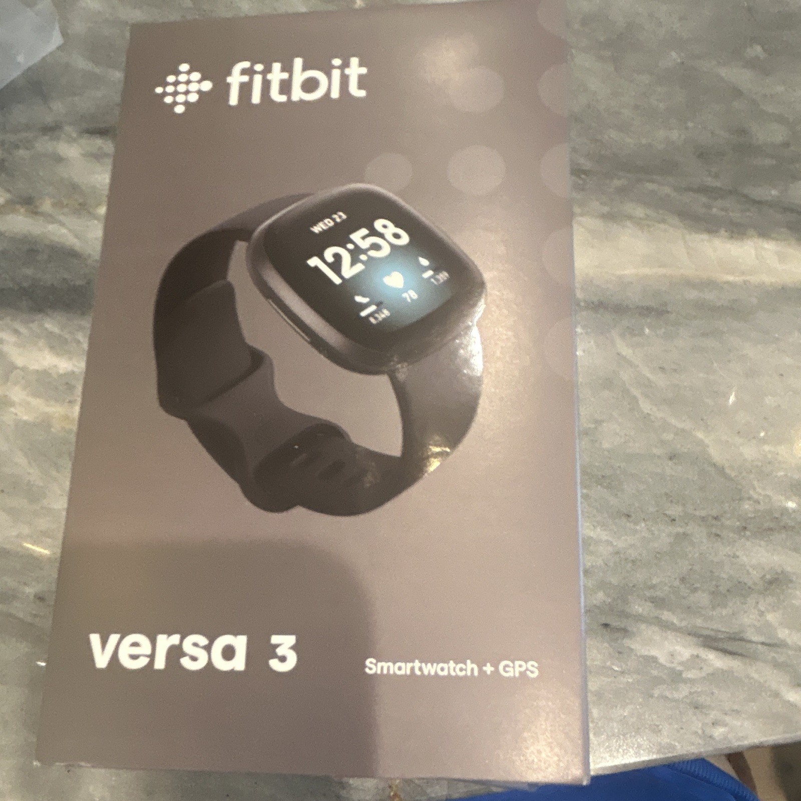 Fitbit Versa 3 GPS Smartwatch Black 40mm Aluminum Case Silicone Band Bluetooth