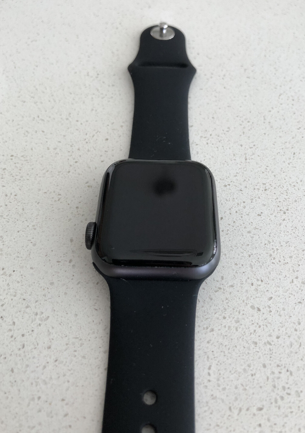 Apple Watch Series 6 Nike 40mm Space Gray – GPS + LTE Cellular (A2293) Excellent