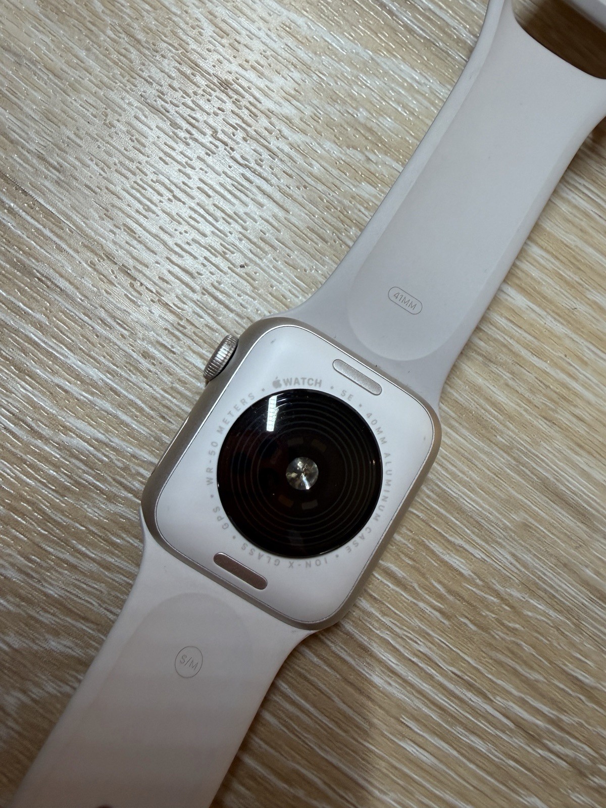 Apple Watch SE 2nd Gen 40MM Starlight Aluminum Case with Sport Band, S/M (GPS)