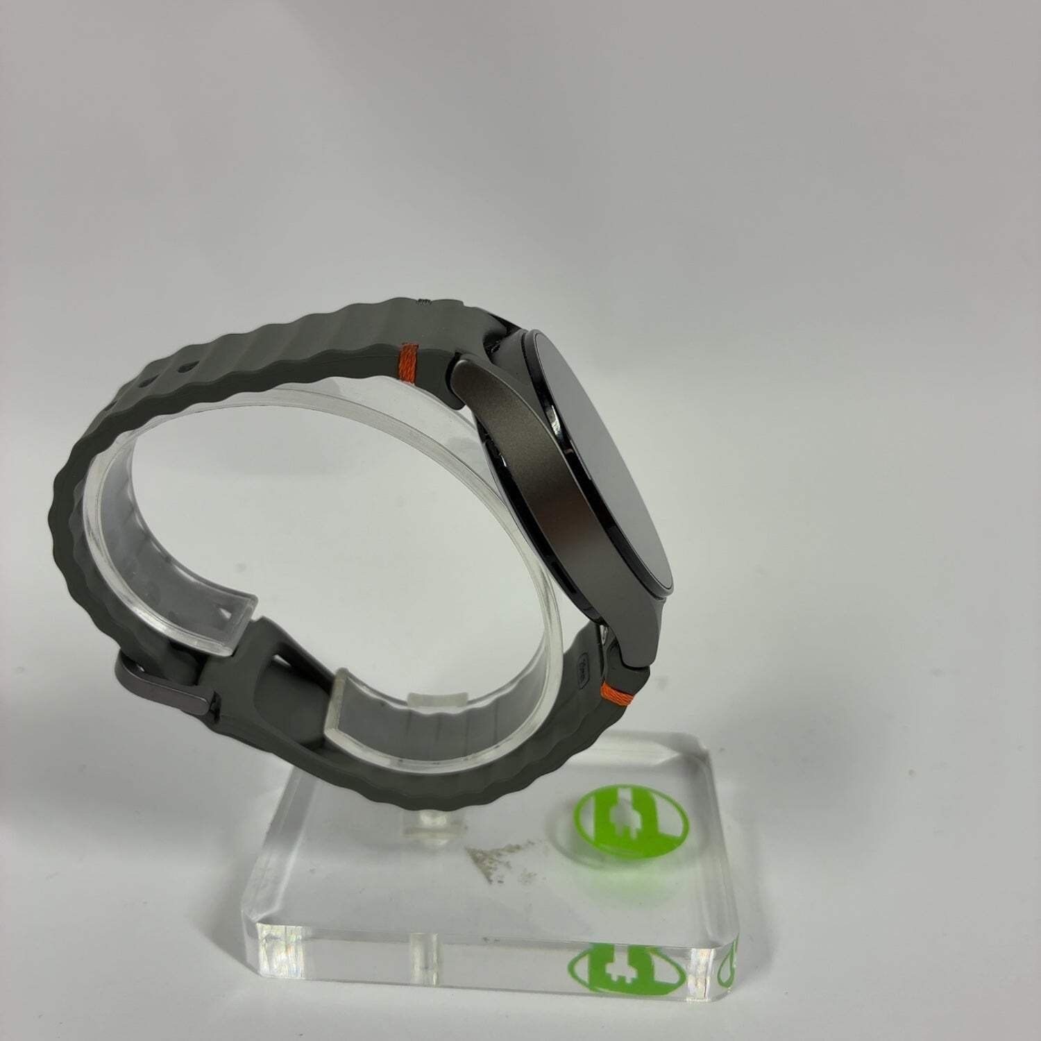 GPS Only Samsung Galaxy Watch7 Aluminum Smartwatch SM-L300