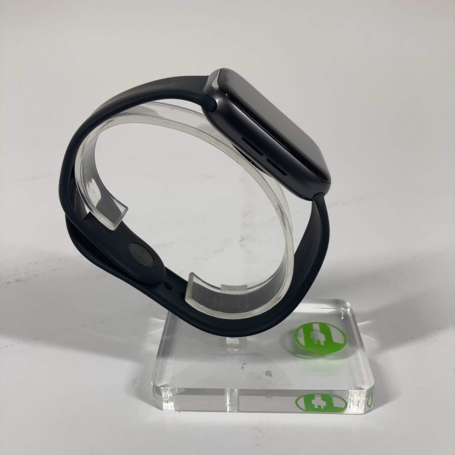 Broken Unlocked Apple Watch Series 6 44MM Aluminum Black Band M07H3LL/A READ