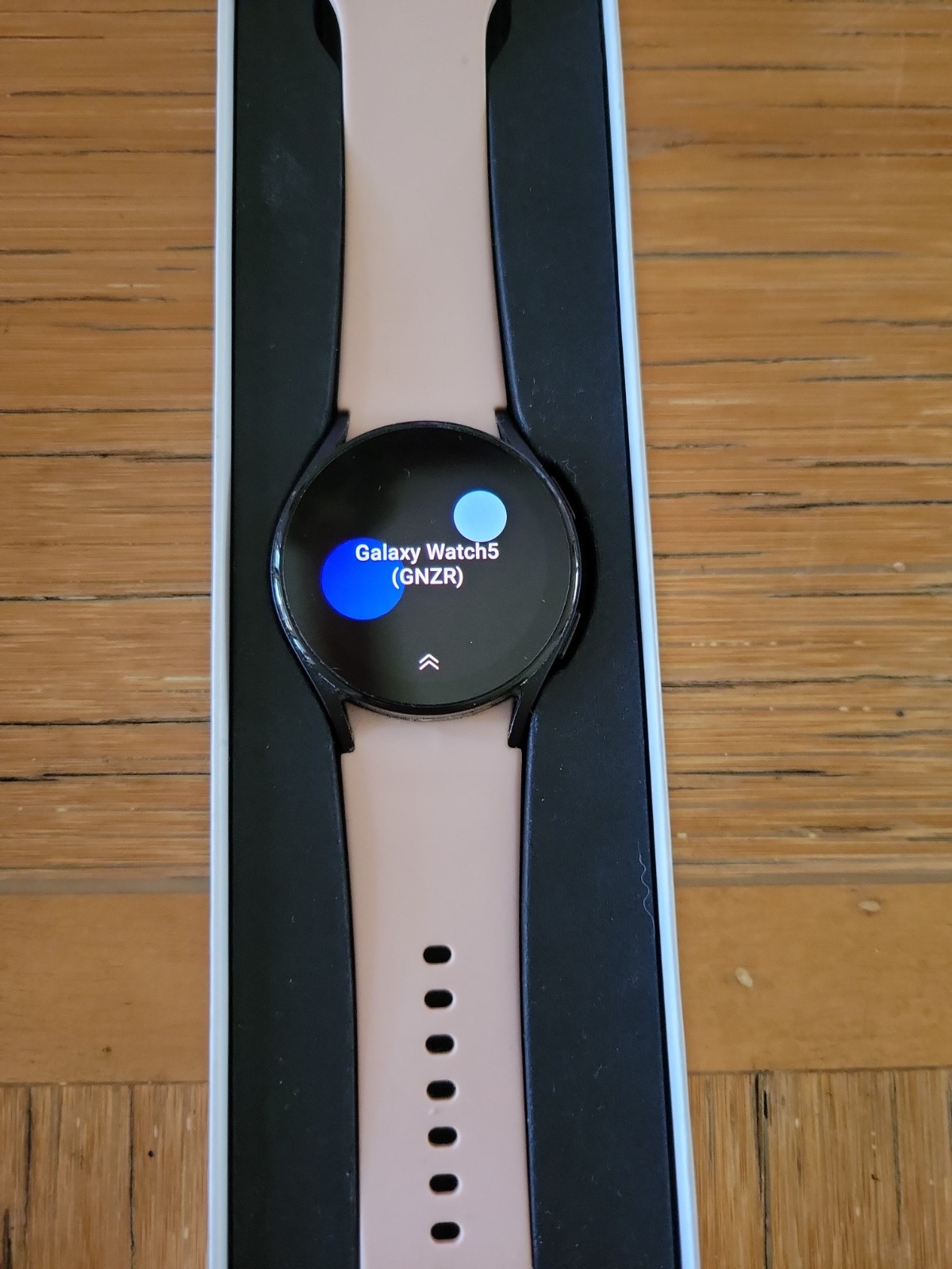 Samsung Watch5 In 30 MM Pink In Excellent Condition