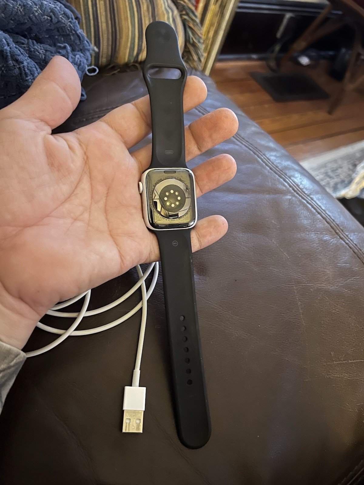 (A2294) Apple Watch Nike Series 6 (GPS + Cellular) – 44mm