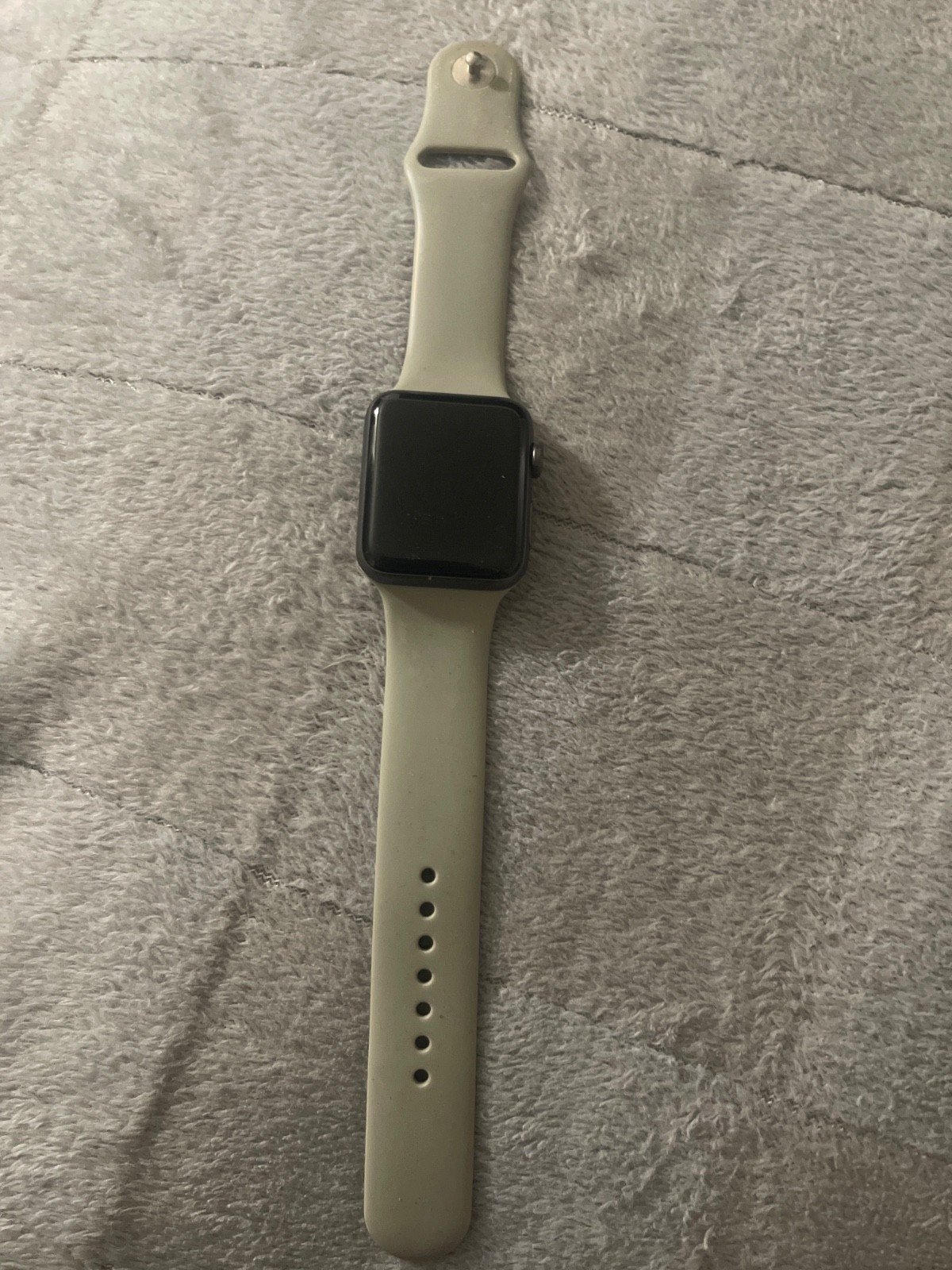 Apple MTF32LLA Watch Series 3gps 42 Mm Space Gray Aluminum With Black