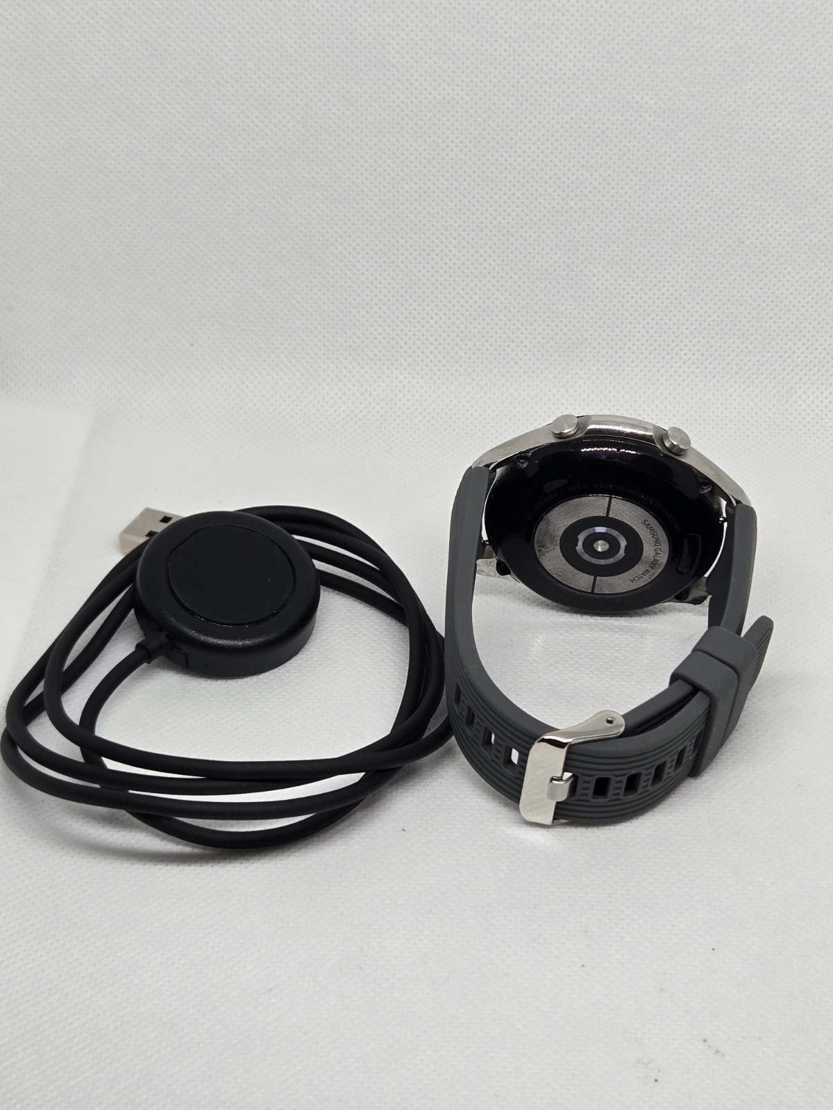 Samsung Galaxy Watch 42mm LTE Silver SM-R815U Smartwatch Excellent Condition