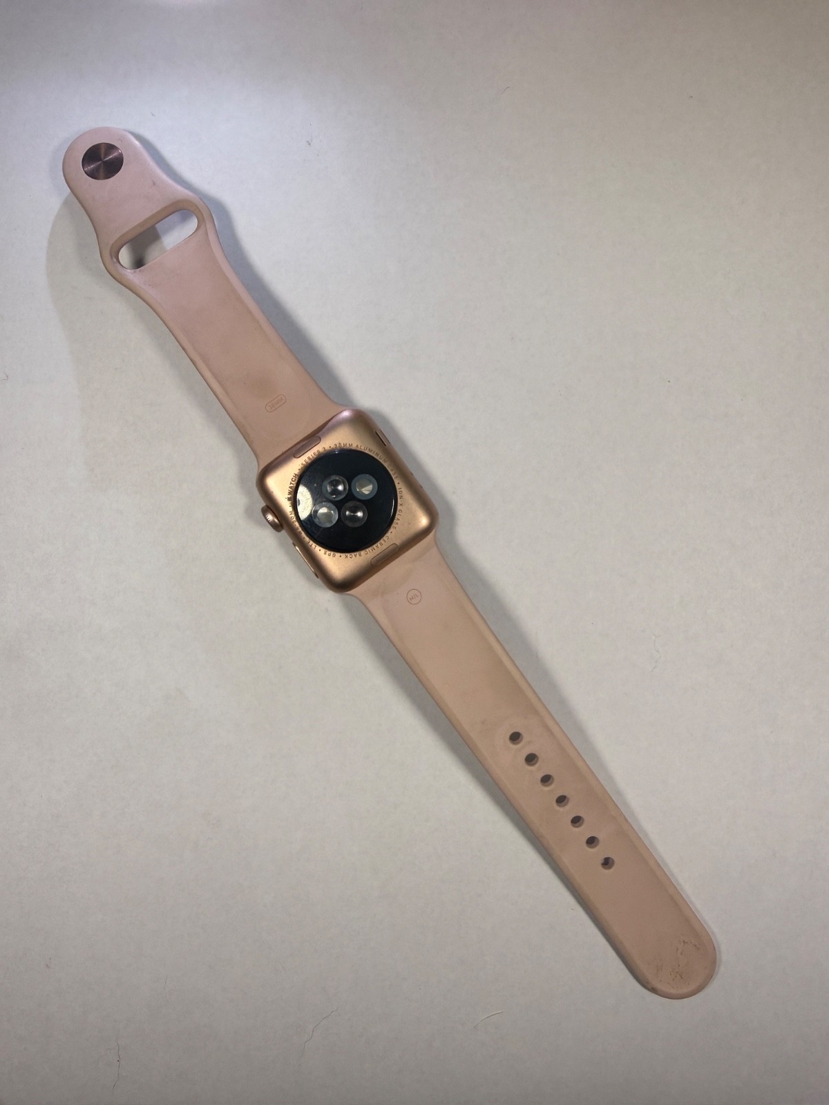 Apple Watch Series 3 38mm Gold Aluminum GPS + Cellular Pink Sand Sport Band