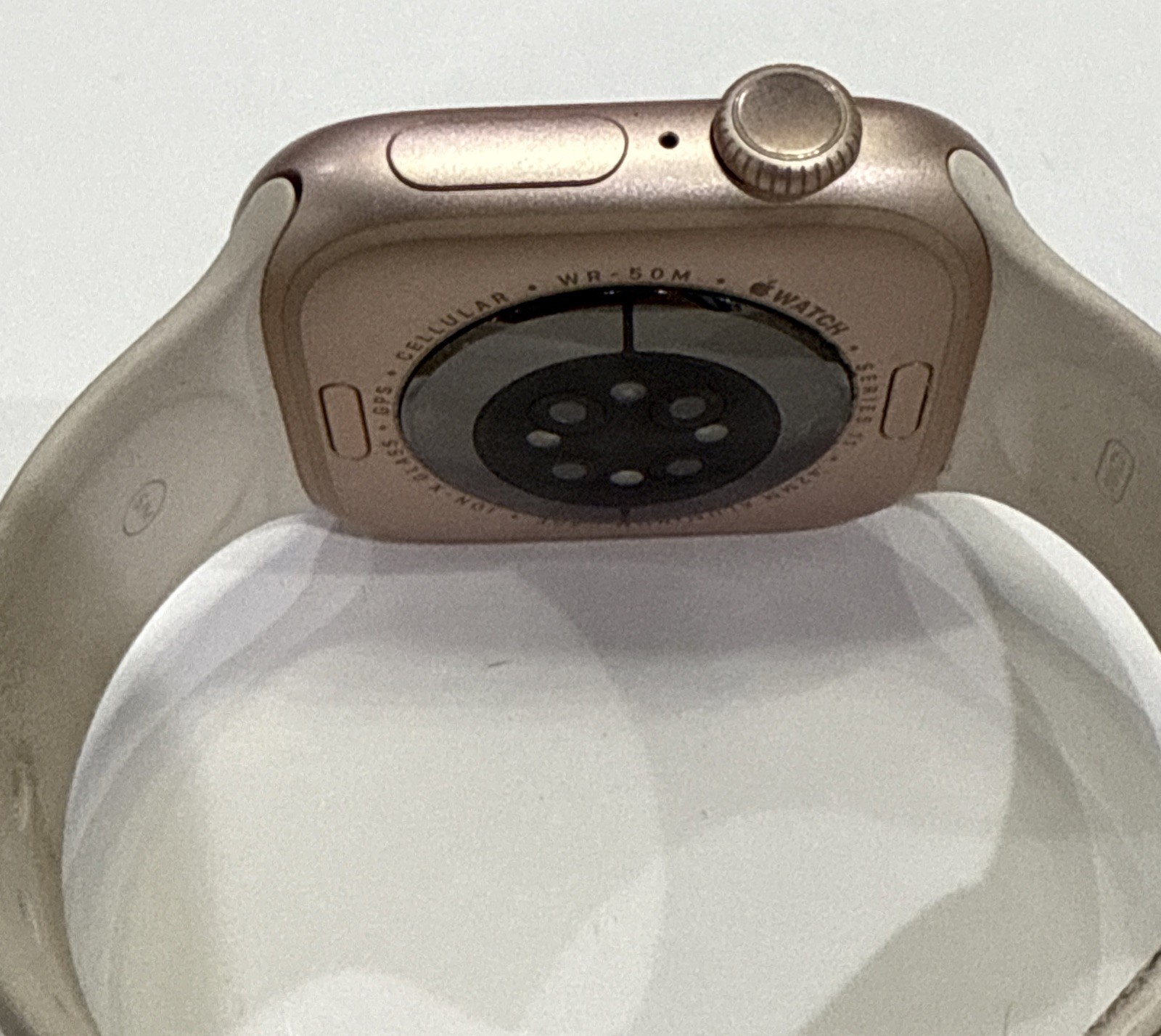 Apple Watch Series 11 42mm GPS Rose Gold Starlight Sport S/M MEU04LW/A 2025