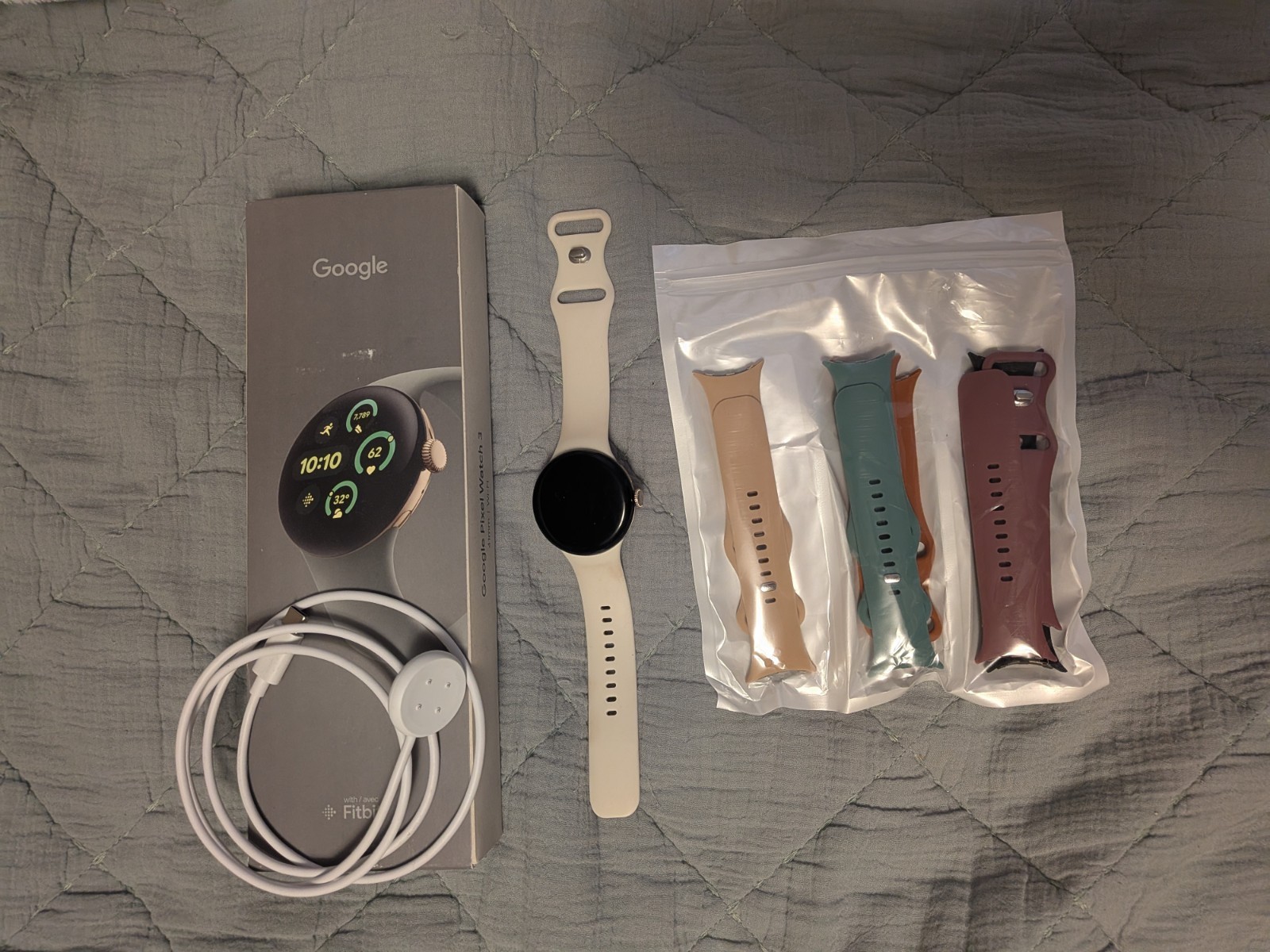 Google Pixel Watch 3, 41mm, Champagne Gold, with 6 Bands