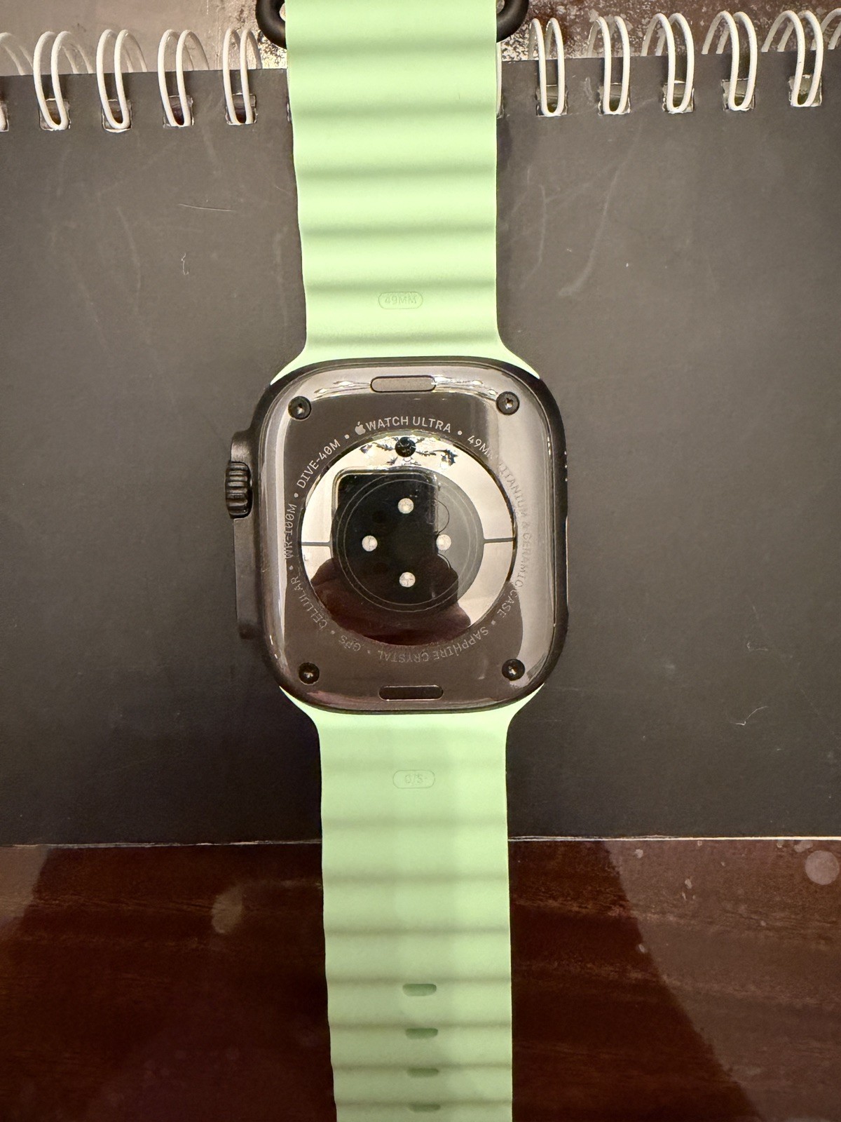 Apple Watch Ultra 3 GPS + Cellular 49mm Black Titanium With 1 Ocean Band A3281