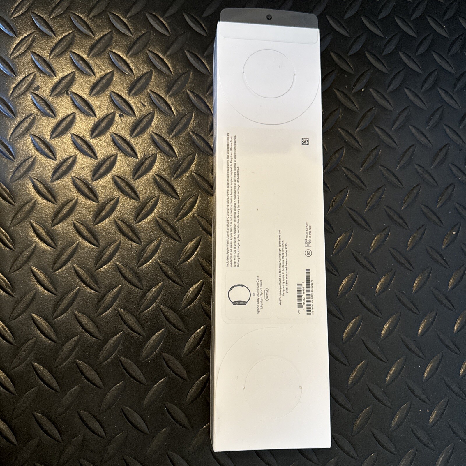 Apple Watch SE 40MM GPS (Factory Sealed NEW) Space Gray Aluminum A2351