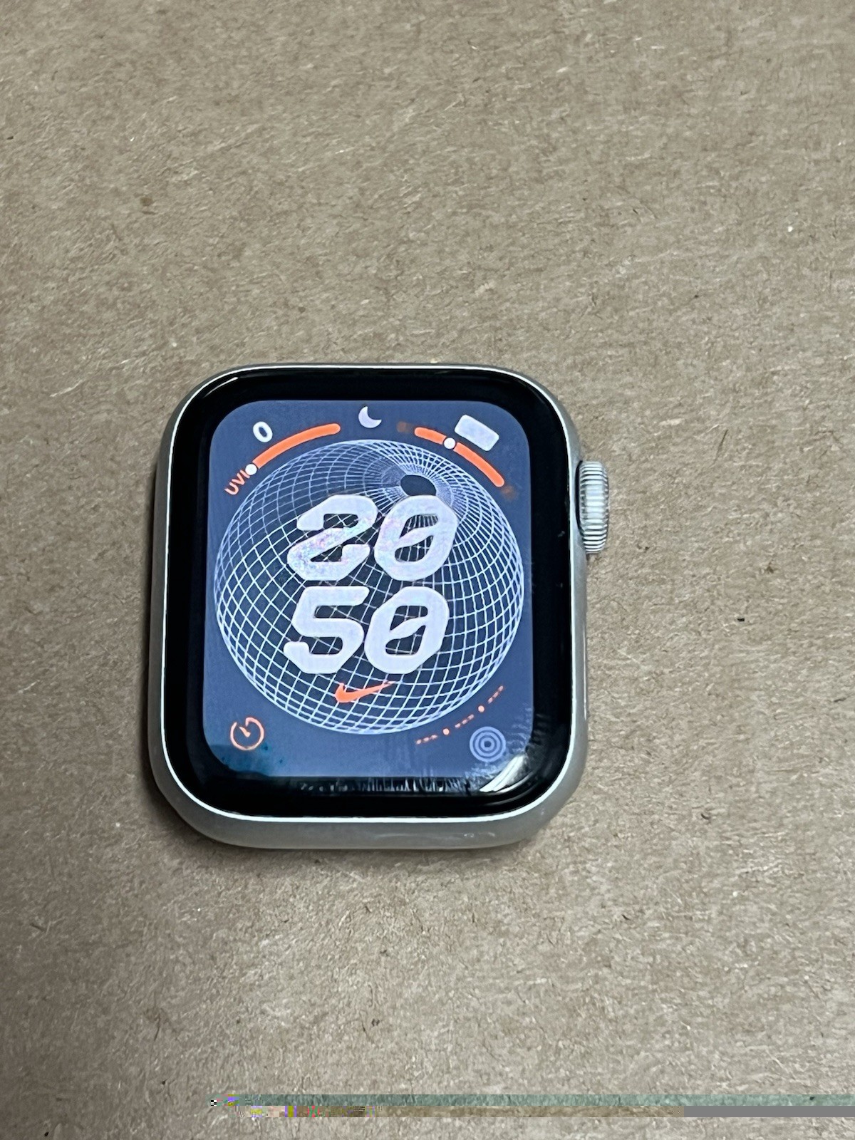 Apple Watch SE 40mm Space Grey Aluminium Case burn