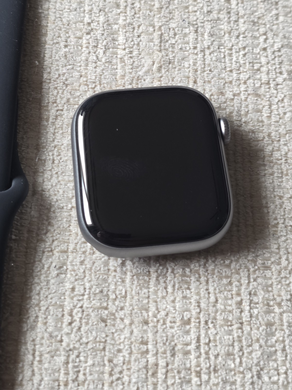 Apple Watch Series 11 42mm GPS Space Gray w/ S/M Black Sport Band MEQW4LW/A