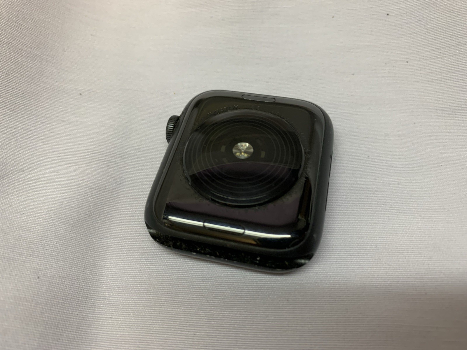 Apple Watch SE 1st Gen 44mm A2354 GPS Cellular Space Gray See Description