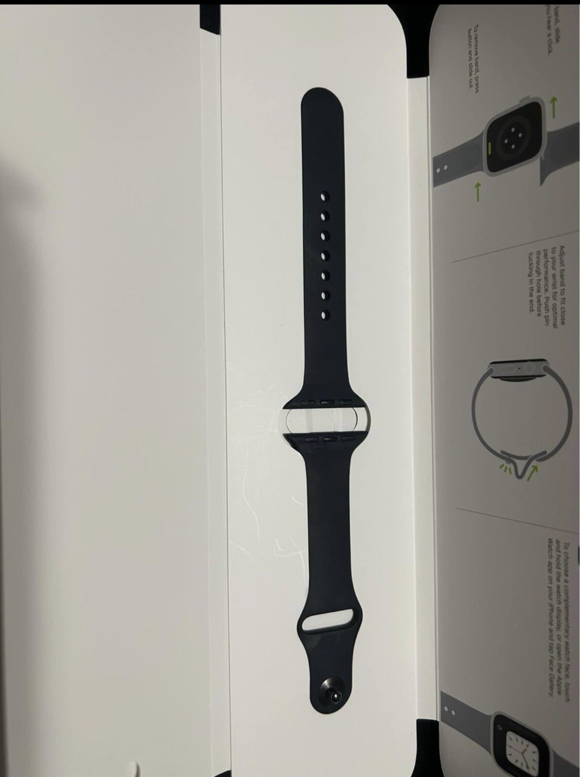 Apple Watch Series 8 45mm Midnight Aluminum Case with Sport Band, M/L (GPS +…