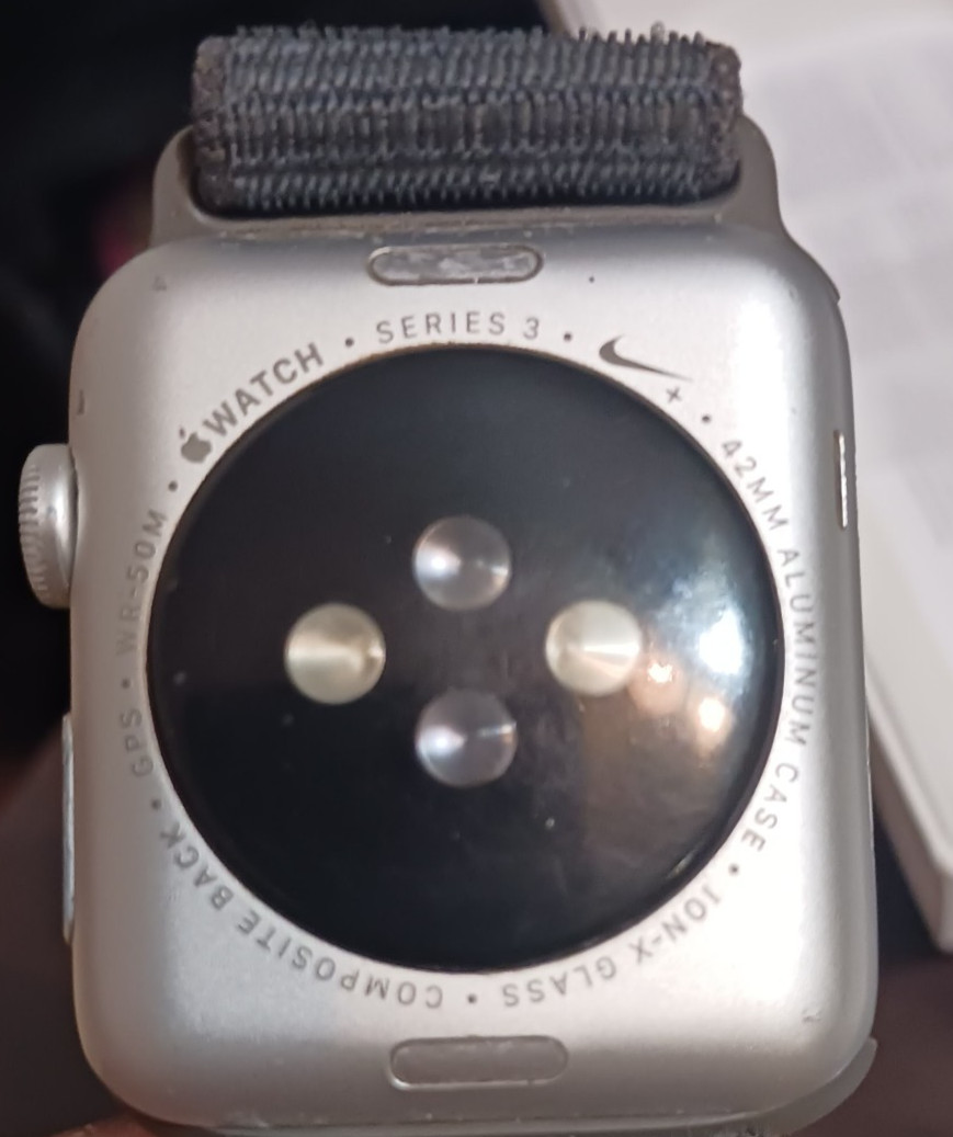 Apple Watch Series 3 GPS 42mm Silver Aluminum Case Black Sport Loop