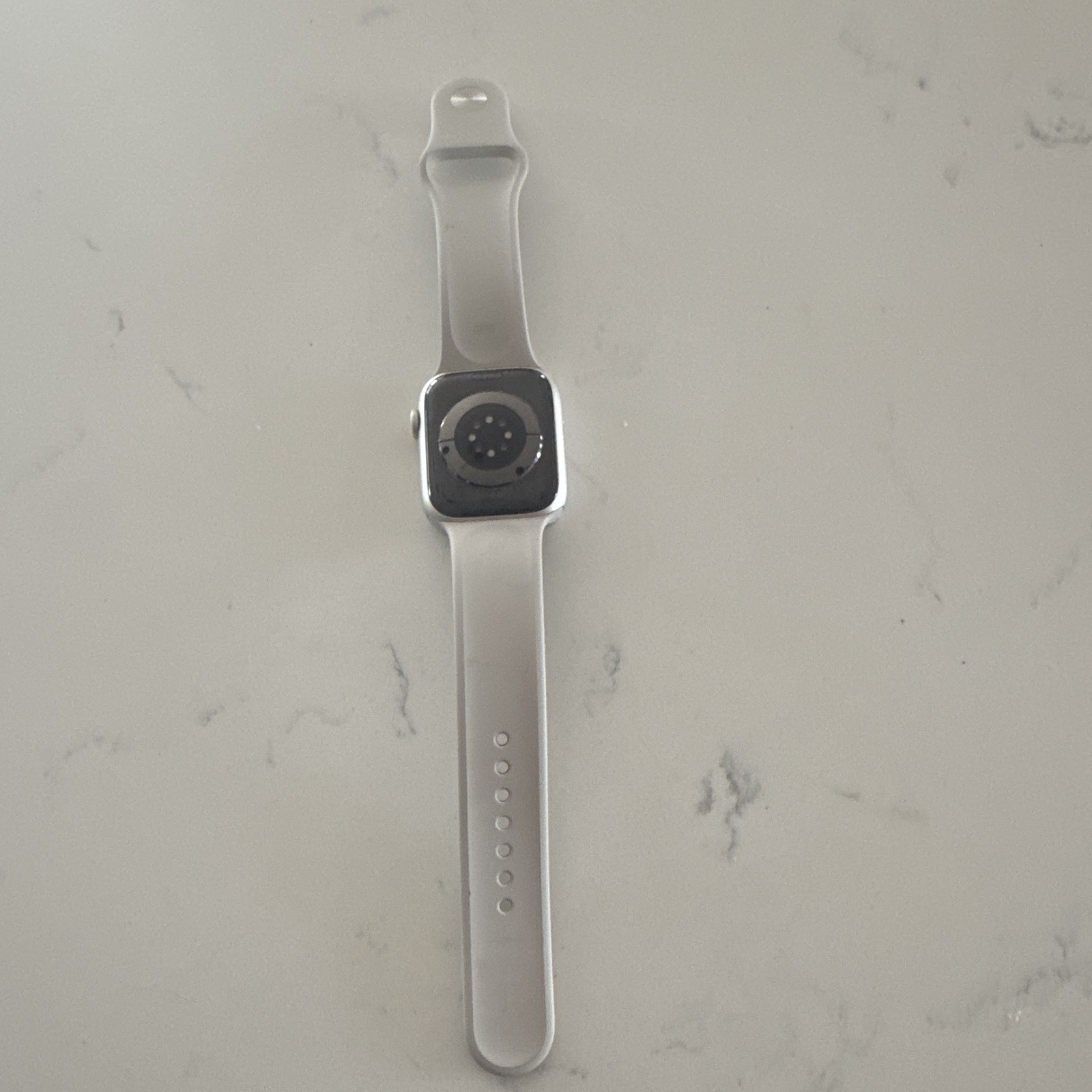 Apple Watch Series 8 41mm Silver Aluminum, White Silicone Band, 32GB Unlocked