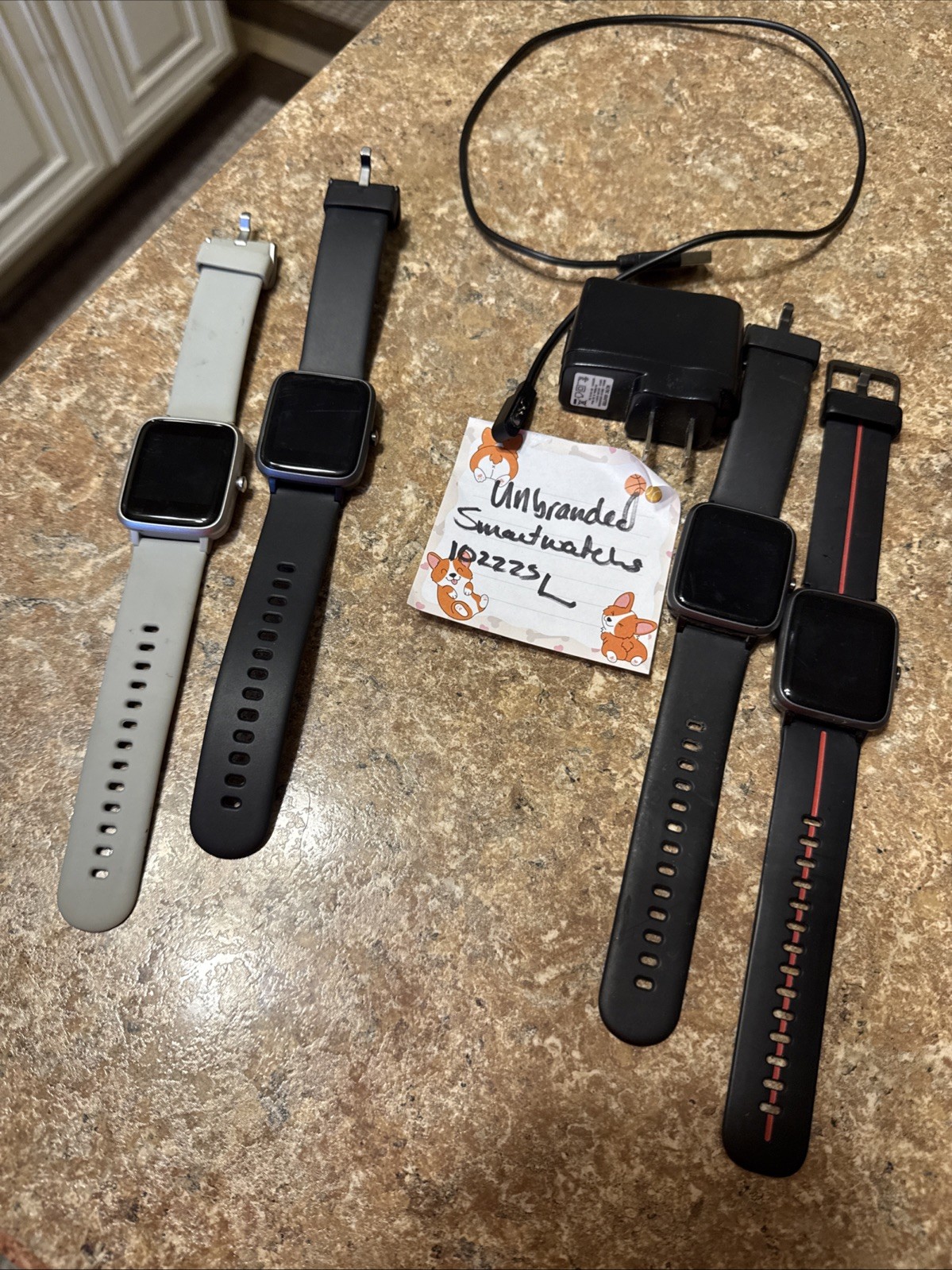 Lot of TESTED smart watches (unbranded)/unknown brand) Screens turn on