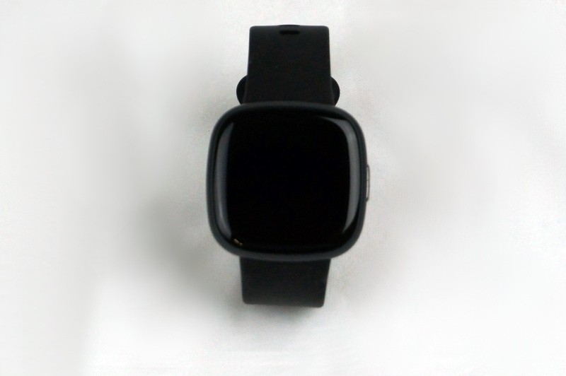 Smart Watch Fitbit Versa 4 FB523 Smart Watch – Heart Rate Monitor, Pulse