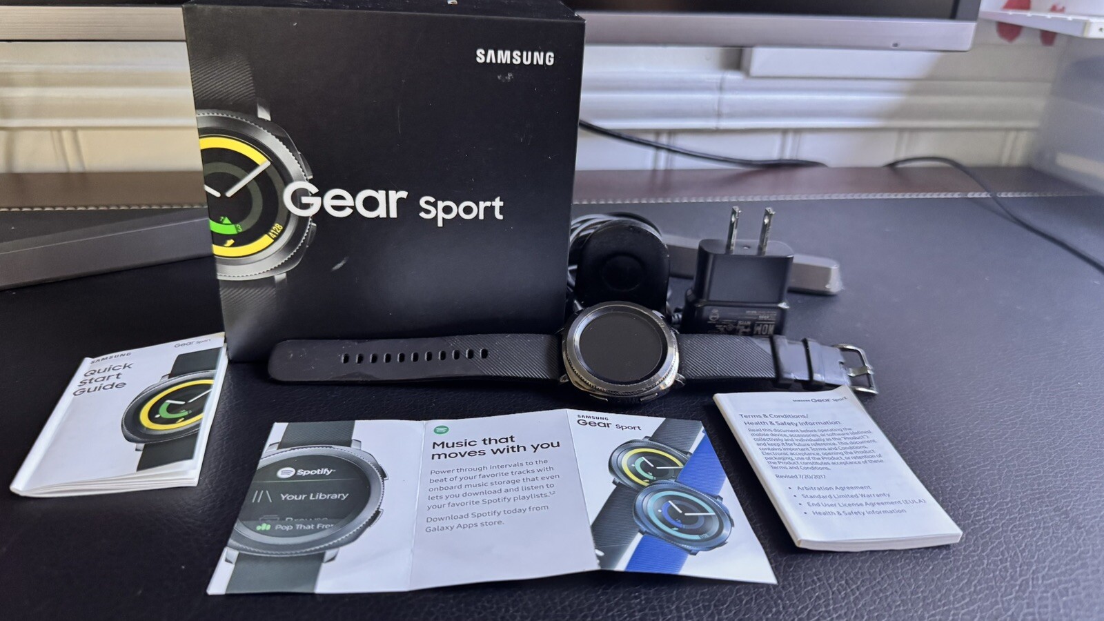 Smart Watch, Samsung Gear Sport SM-R600,44.6mm, Black Case Silicone Band