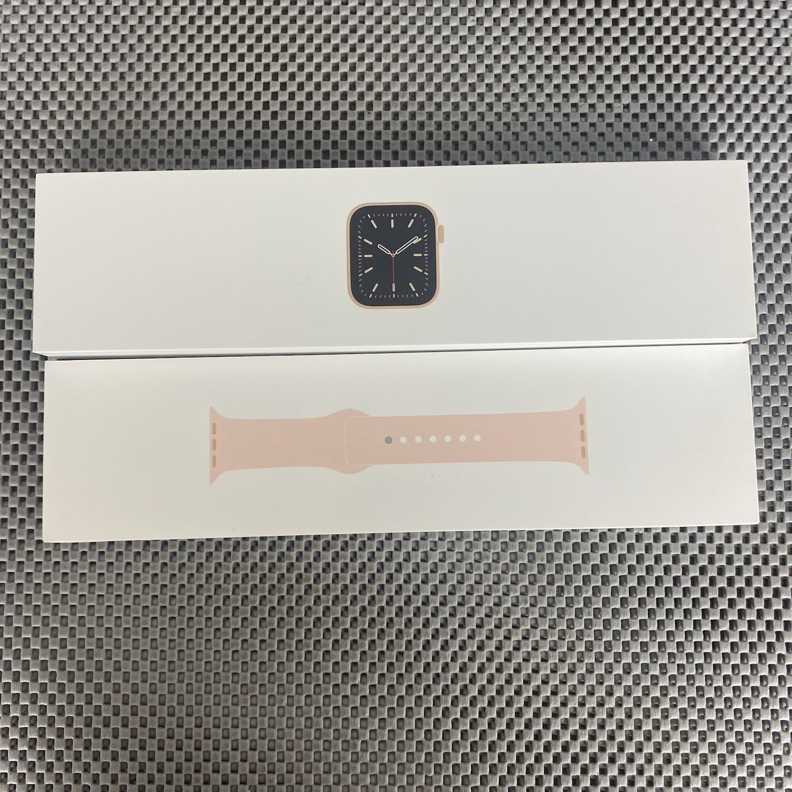 Apple Watch Series 6 40mm Gold Aluminum Case with Pink Sand Sport Band GPS