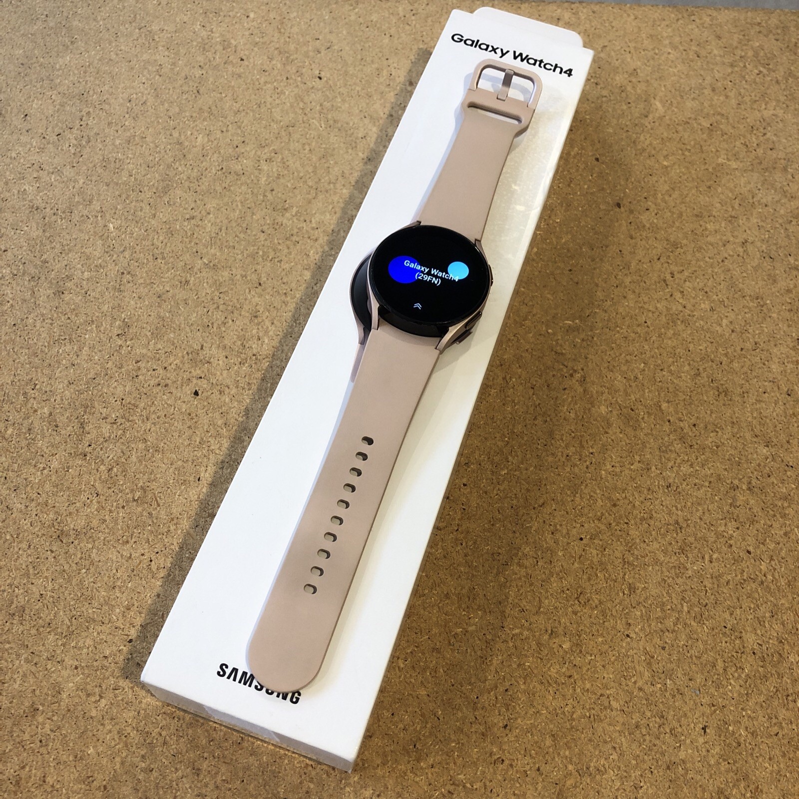 Samsung Galaxy Watch 4 40mm GPS Smartwatch Pink Gold S/M with Heart Rate Monitor