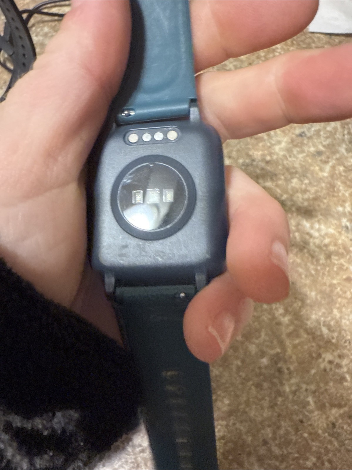 Lot of TESTED smart watches (unbranded)/unknown brand) Screens turn on