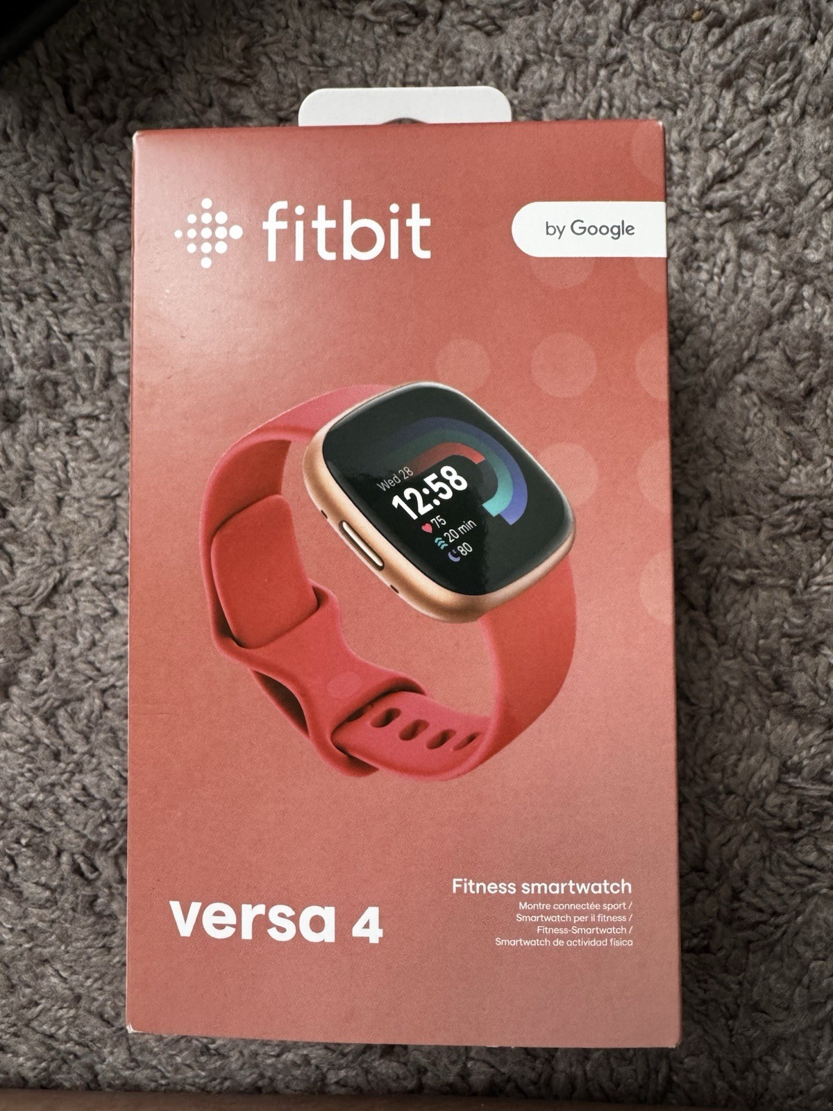 Fitbit Versa 4 Smartwatch 40mm Gold Case Pink Silicone Band