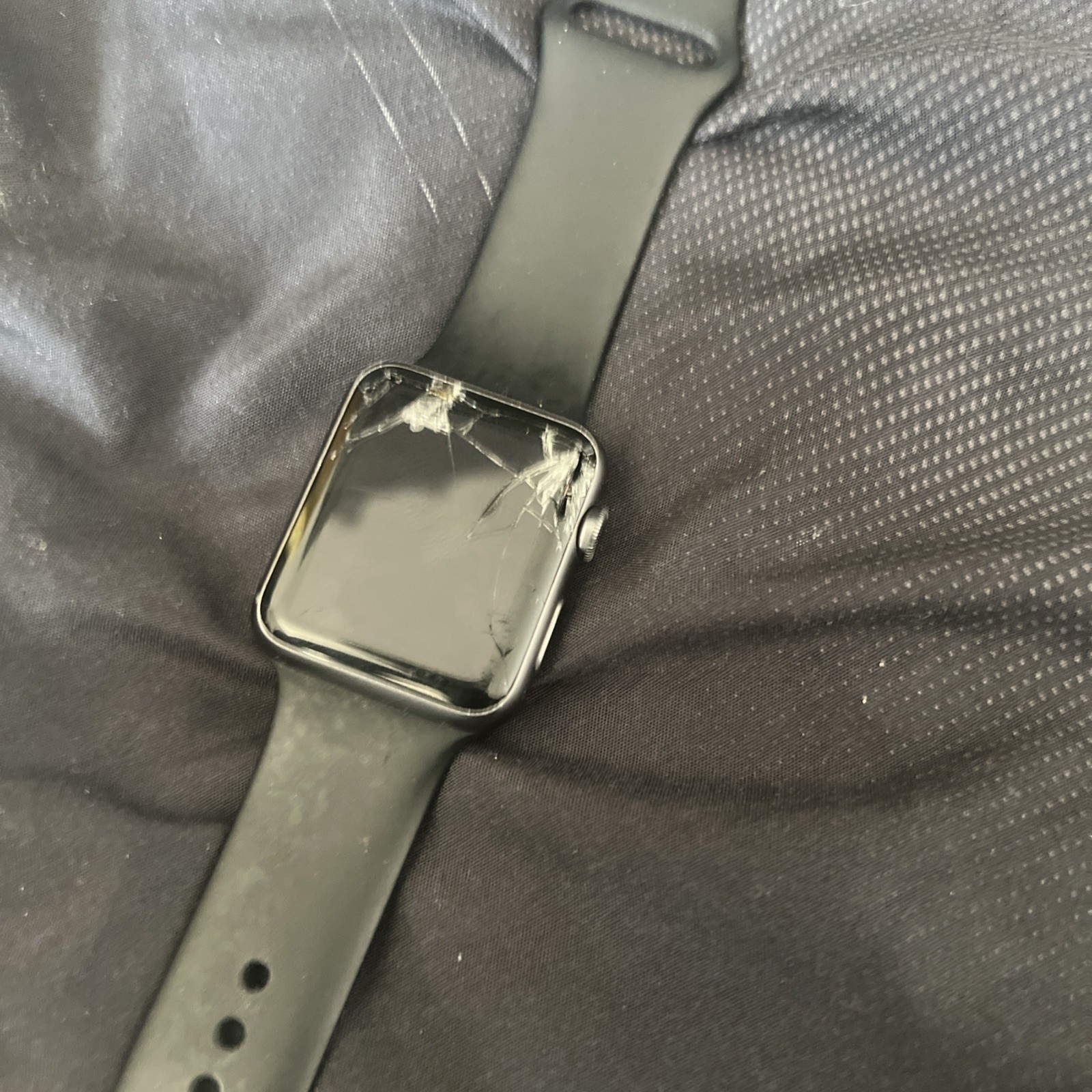 Apple Watch Series 1 42mm Space Gray Aluminum Black Smart Watch – NJ3T2LLA