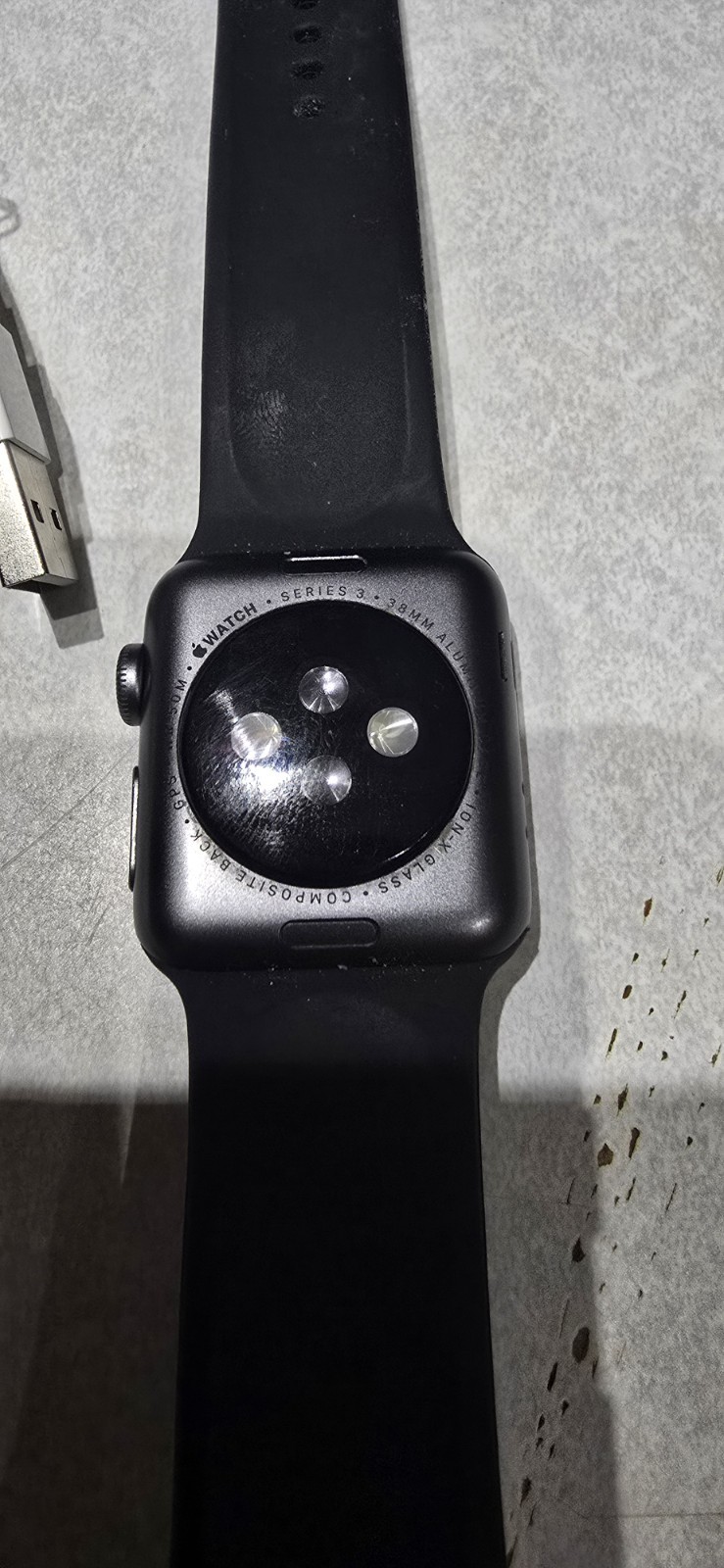 Apple Watch Series 3 38mm Black Aluminum Case Black Silicone Band GPS BT