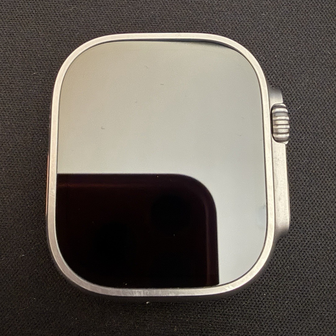 Apple Watch Ultra 2 49mm Titanium Silver GPS Water-Resistant