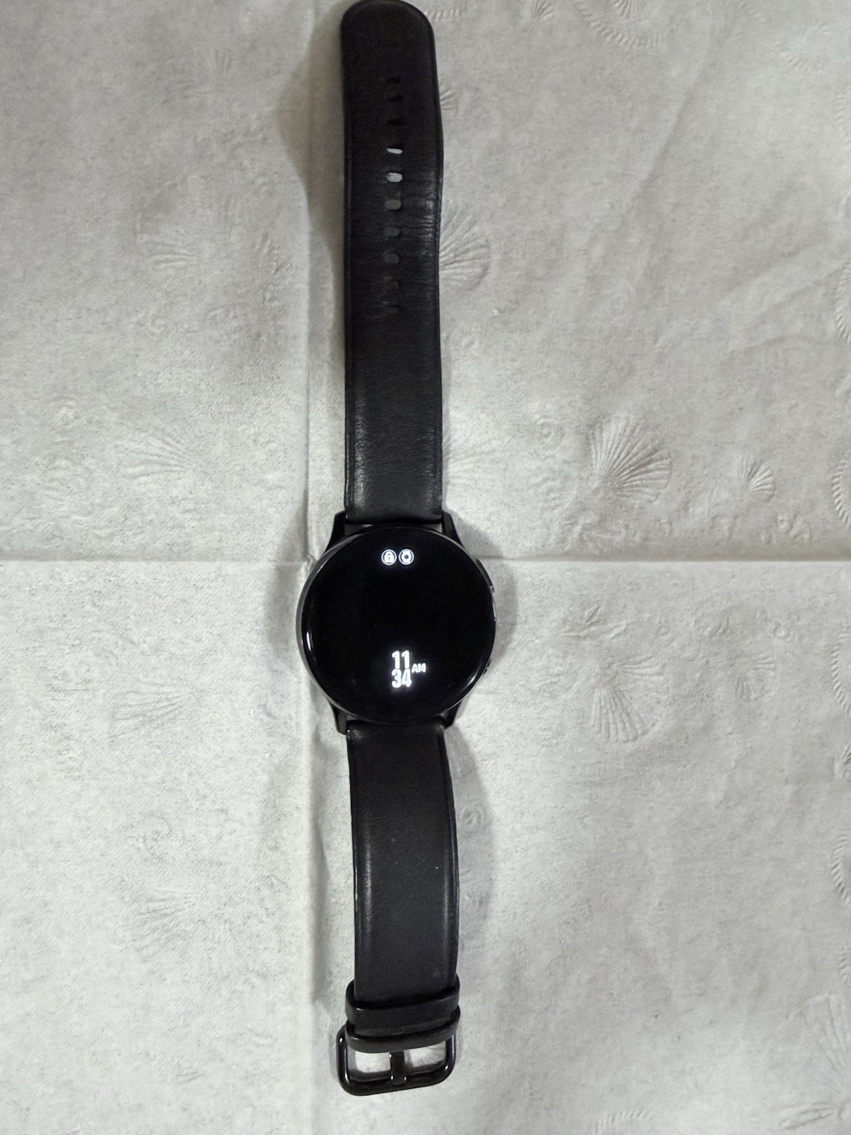 Round Smart Watch 40mm Black Metal Case, Black Leather Band, Wear OS 4GB