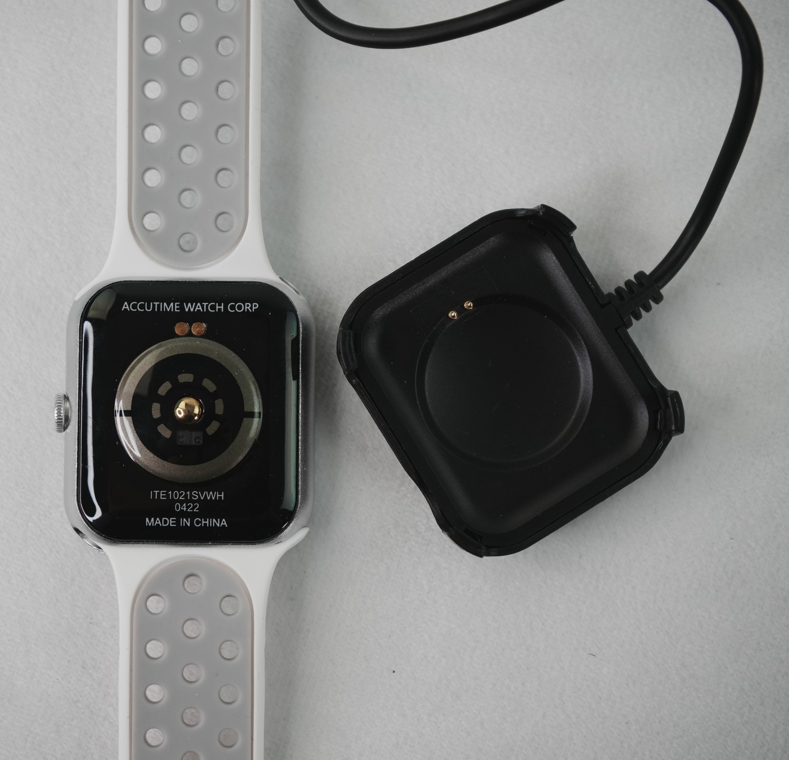 iTime Elite Health & Fitness Body Temperature Smartwatch w/ Heart Rate Monitor