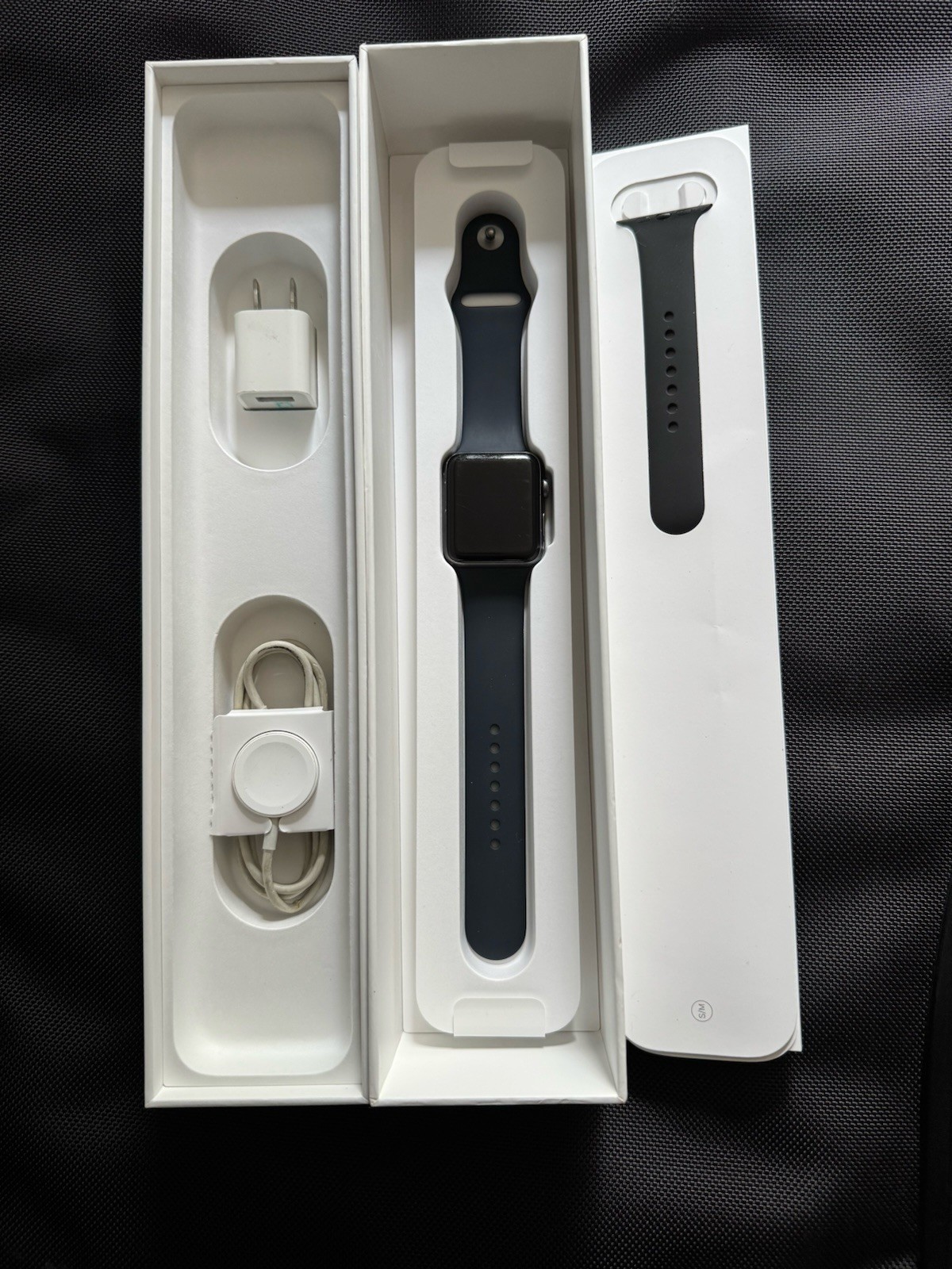 Apple Watch Series 3gps 42 Mm Space Gray Aluminum With Black