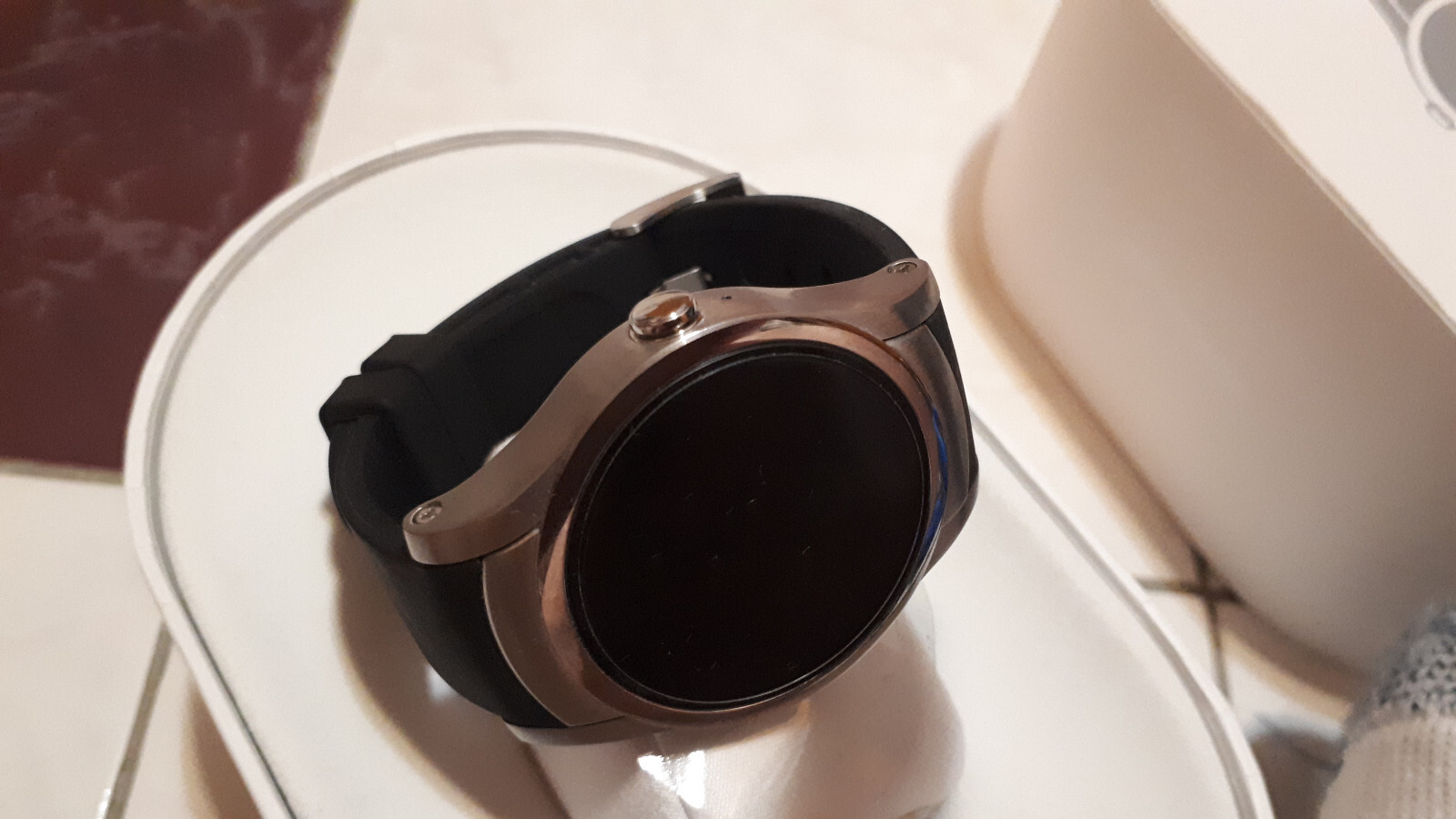 Verizon Wear24 42mm Stainless Steel Case Black Buckle All Original Mint (QTAXU1)