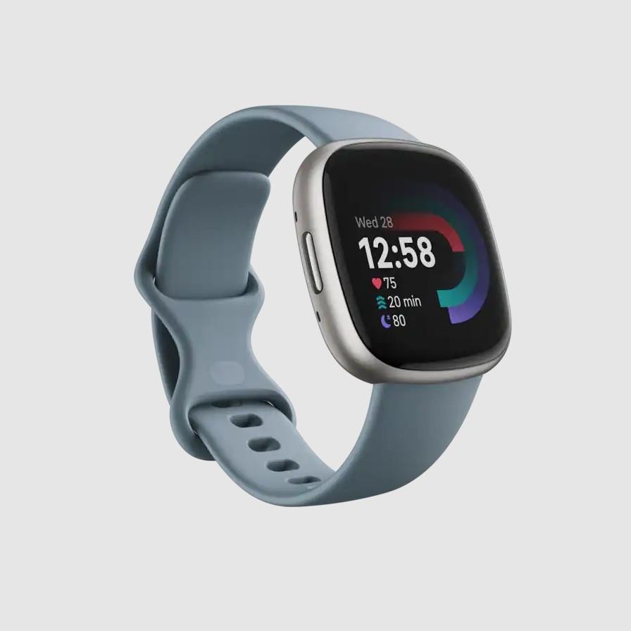 Fitbit Versa 4 Smartwatch Platinum Aluminum Waterfall Blue GPS AMOLED Excellent