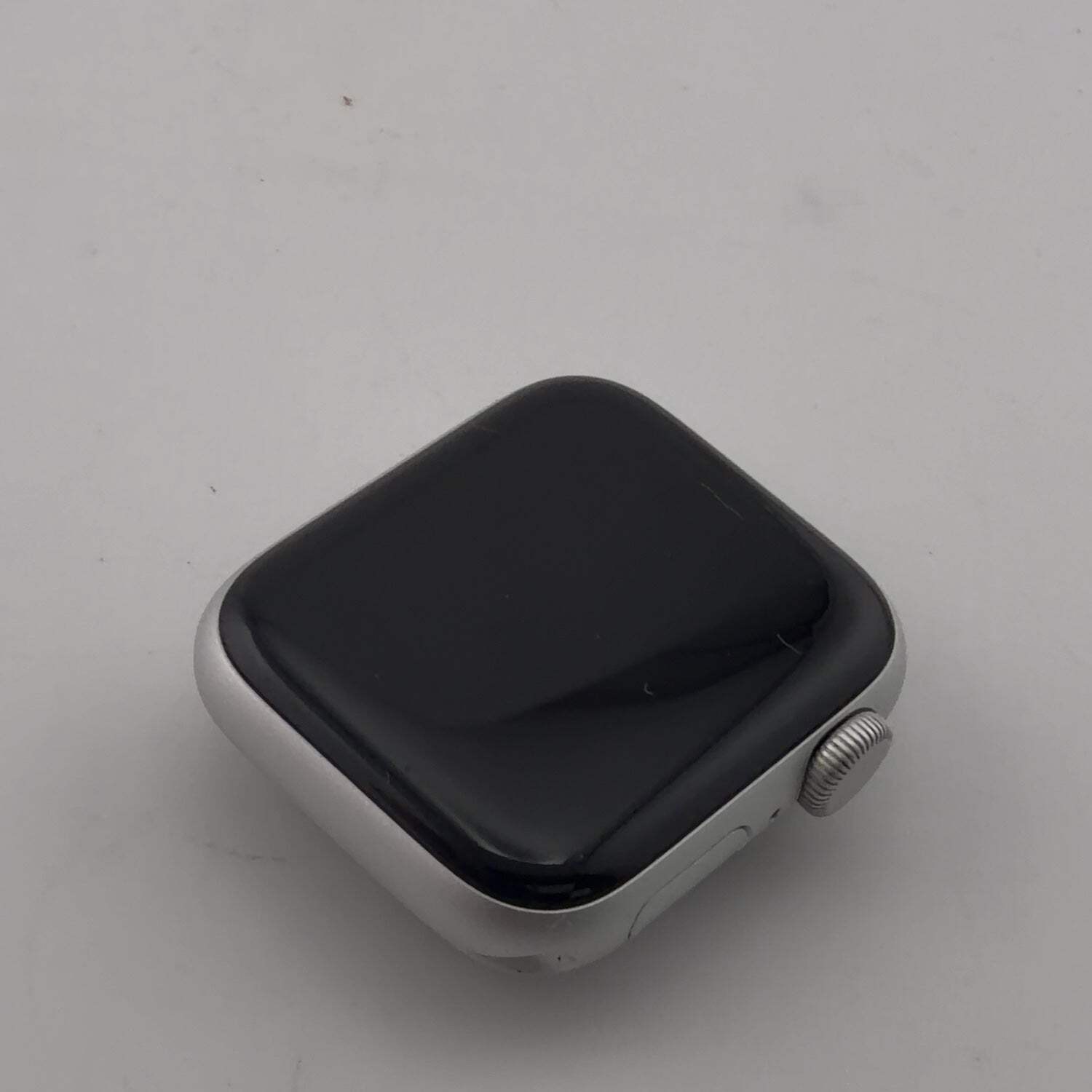 GPS Only Apple Watch SE 2nd Gen 40MM Silver Aluminum A2722 Face Only