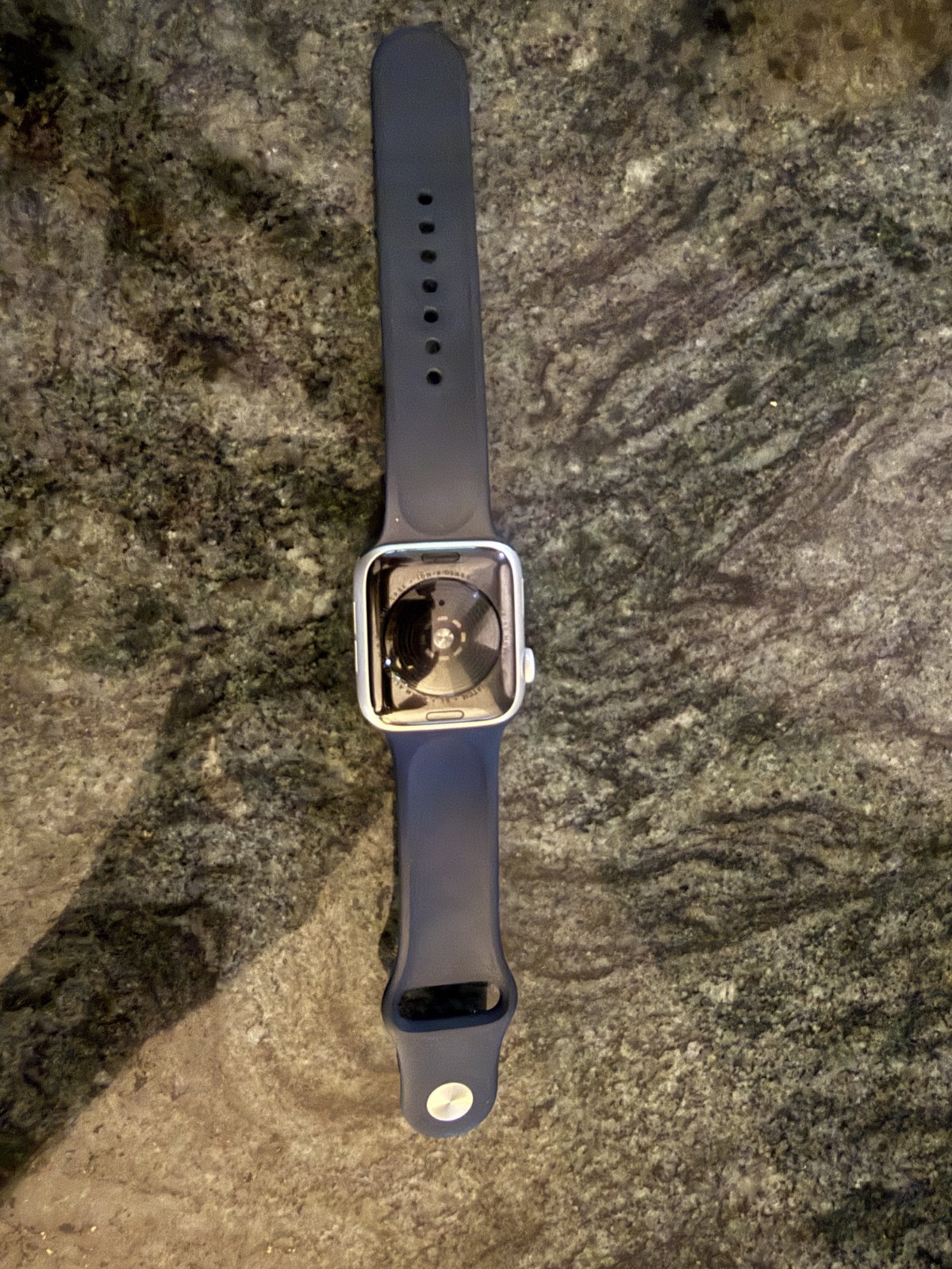 Apple Watch SE 44mm Silver Aluminum Case with Navy Blue Sport Band
