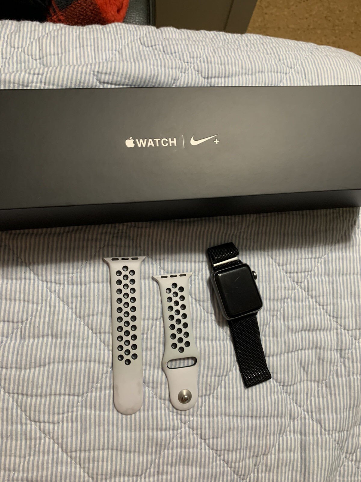Apple Watch Series 2 , Nike+ 38mm Aluminum Case Black/Cool Gray Sport Band