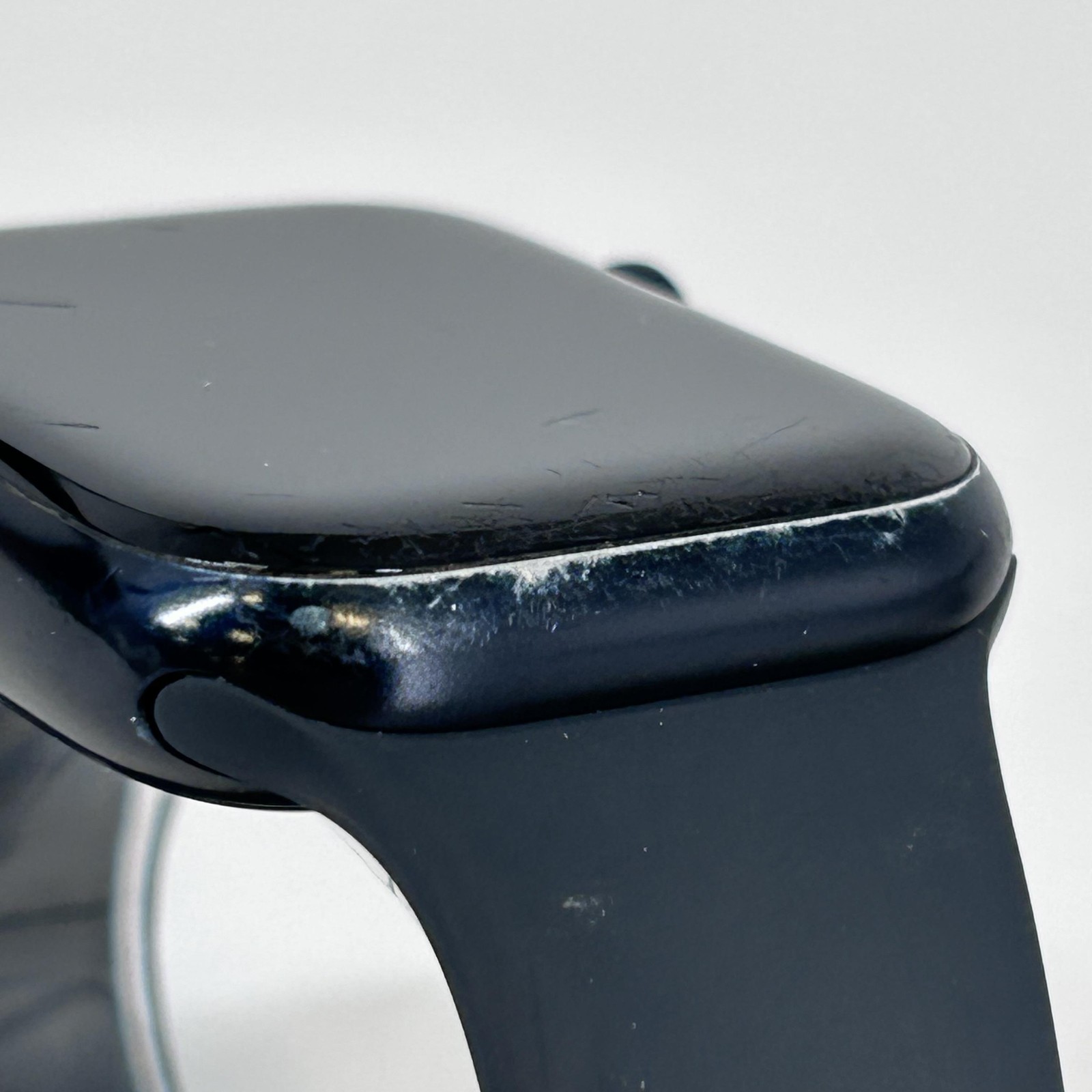 Apple Watch (Series 8) 45mm Space Black Aluminum (GPS) w/ Black Sport – Fair