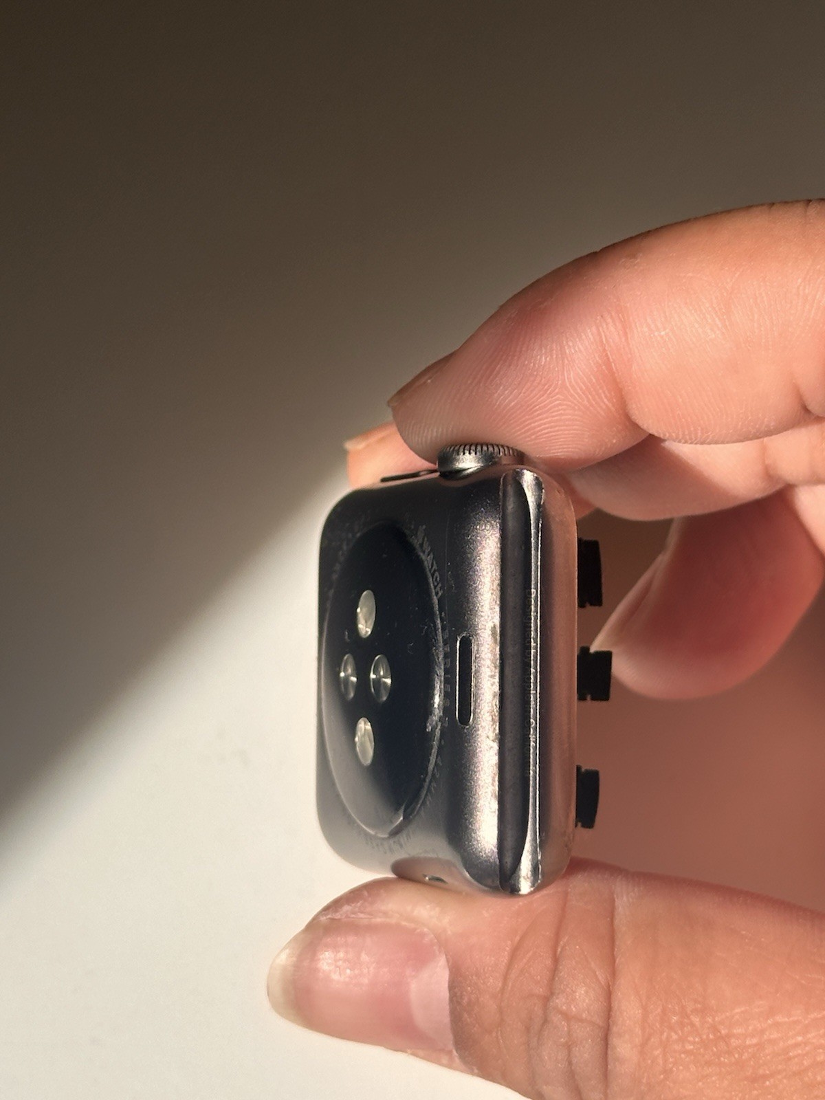 Apple Watch Series 3 42mm Aluminum Space Grey GPS A1859 FOR Parts Not Working